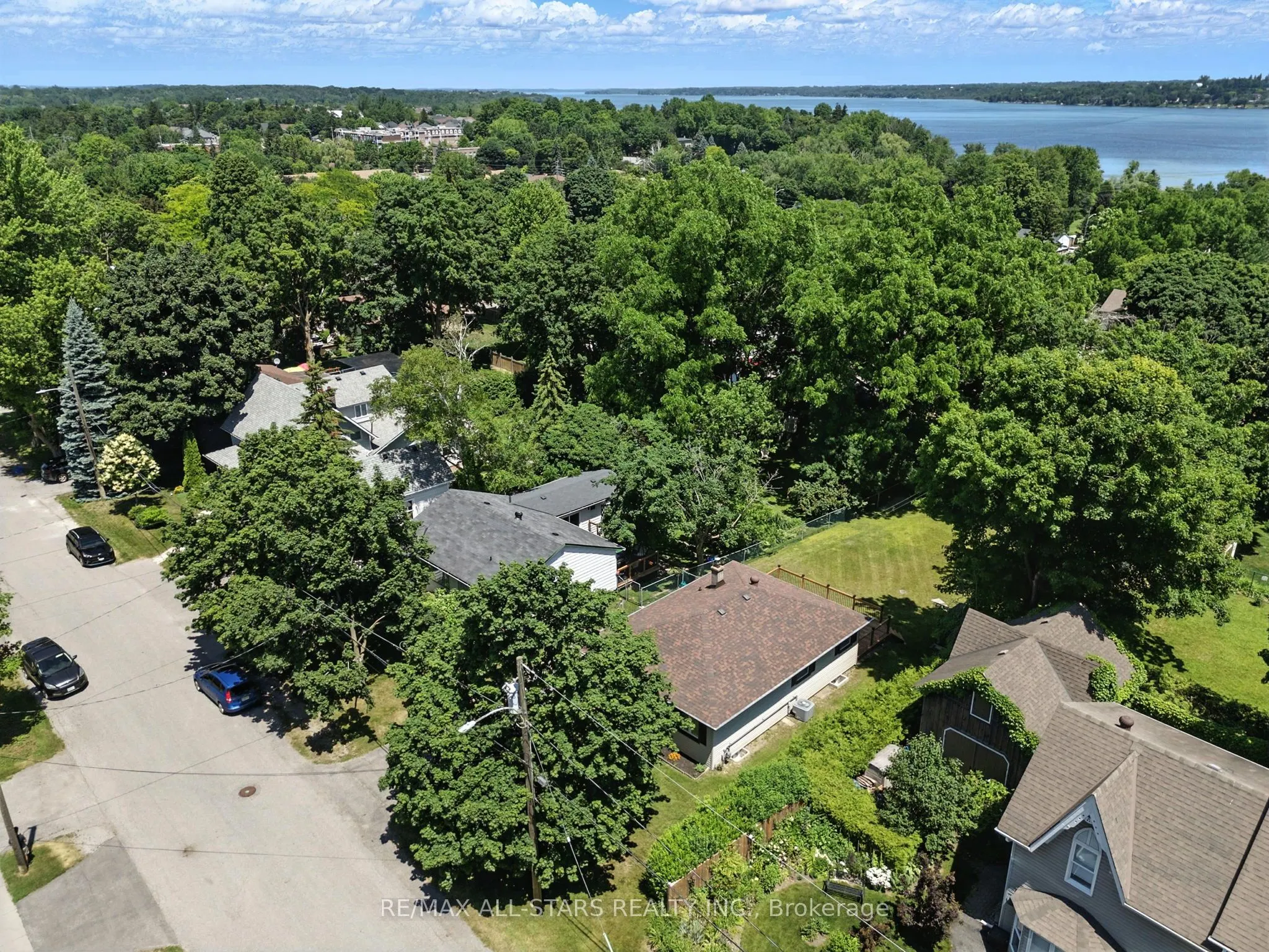 307 Cochrane Street