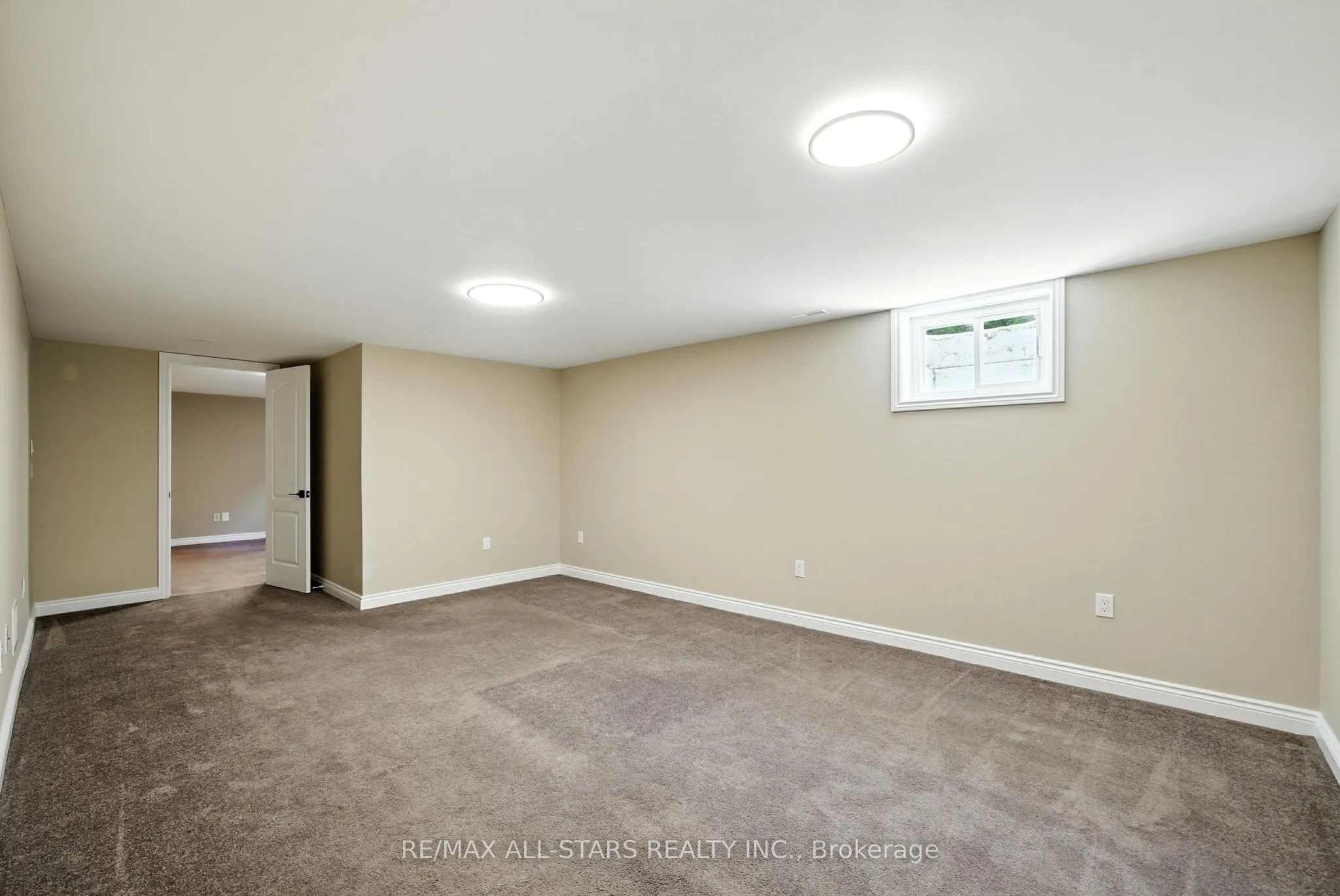307 Cochrane Street