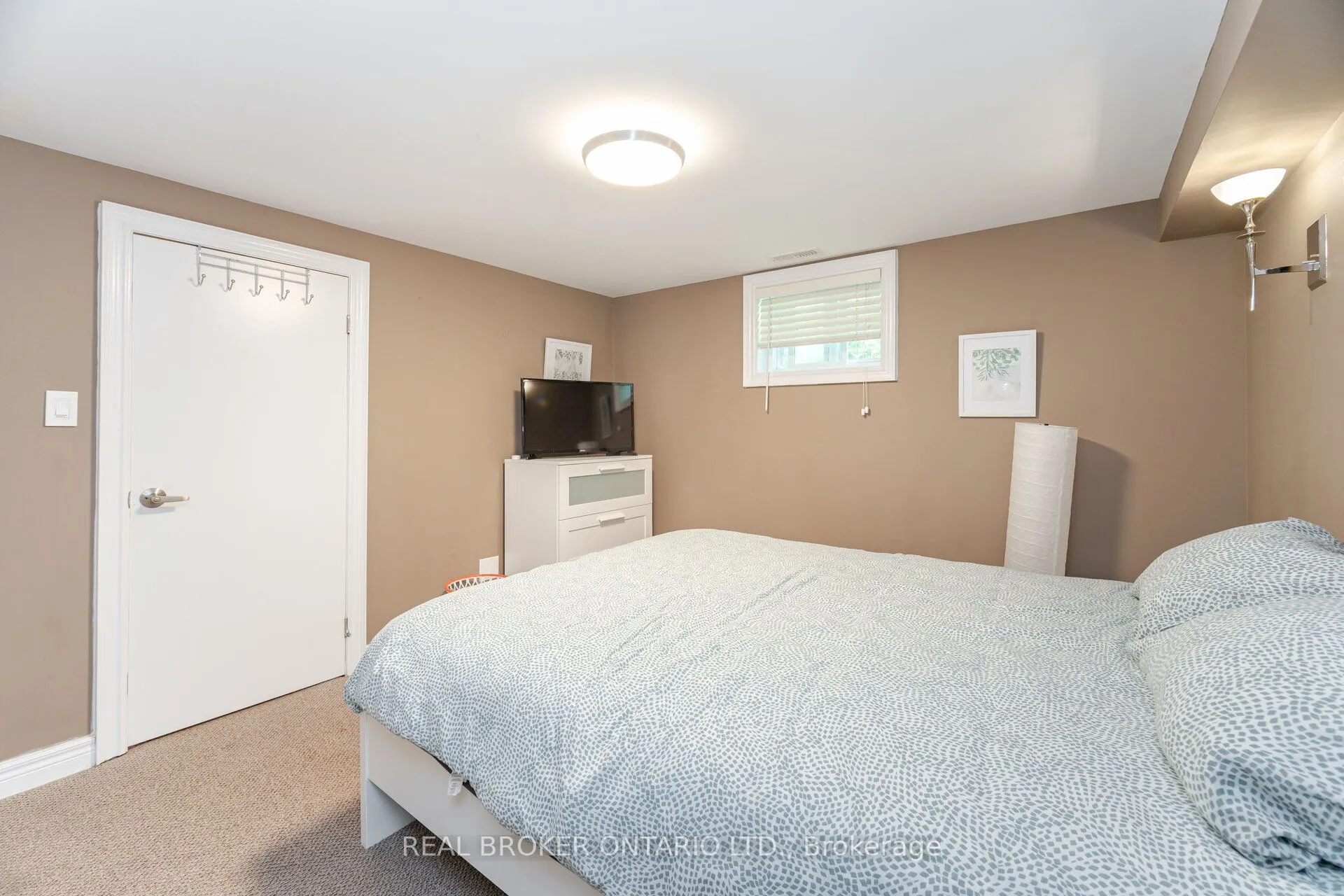 18 Adanac Drive