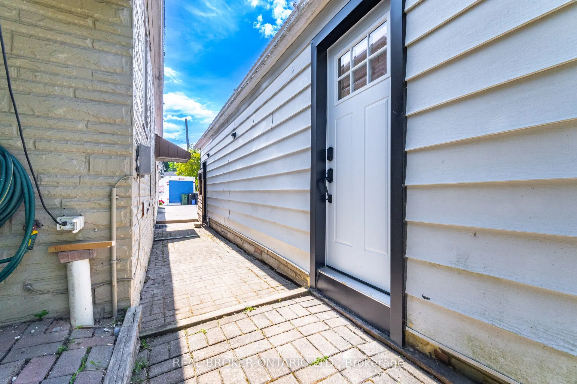 18 Adanac Drive
