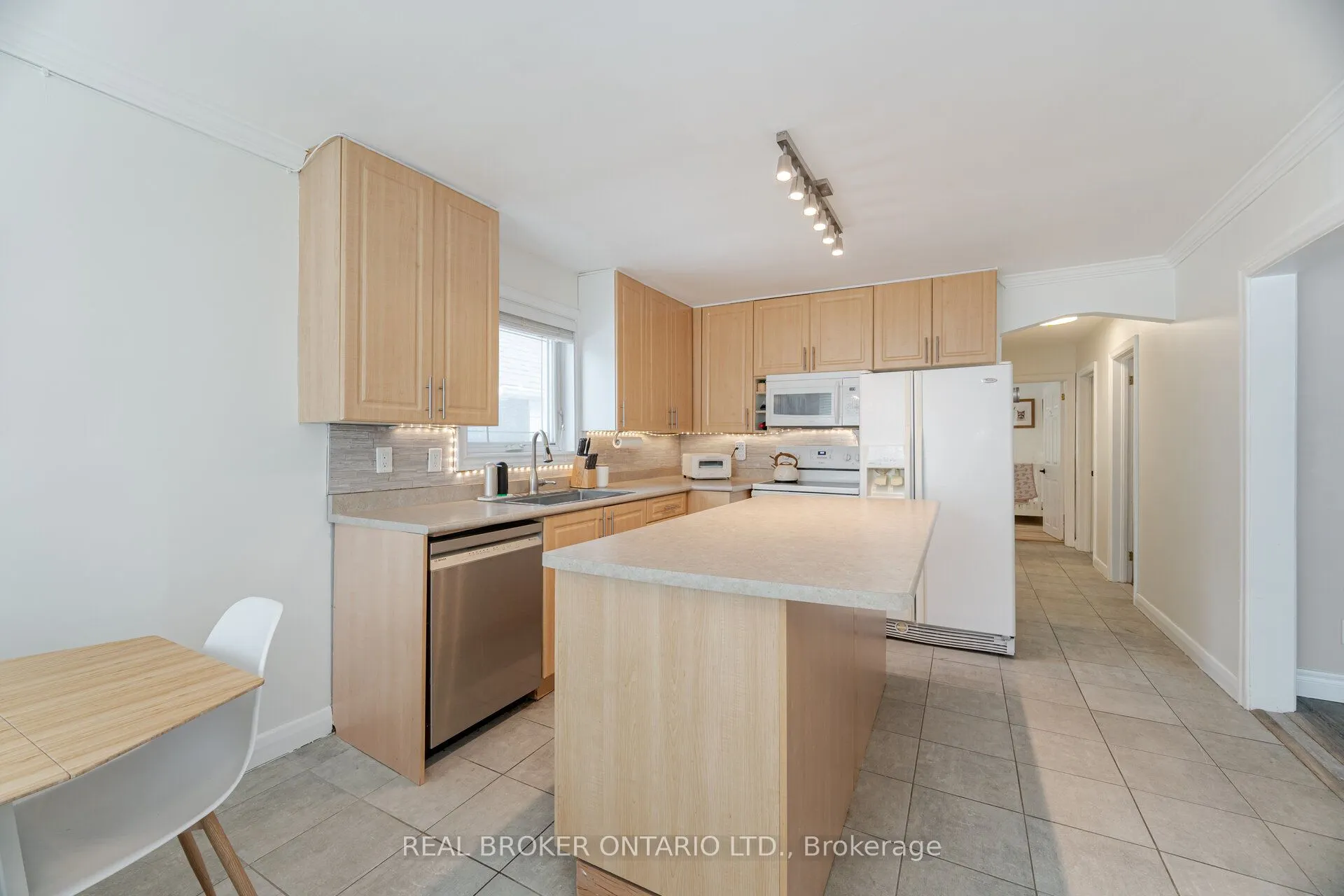 18 Adanac Drive