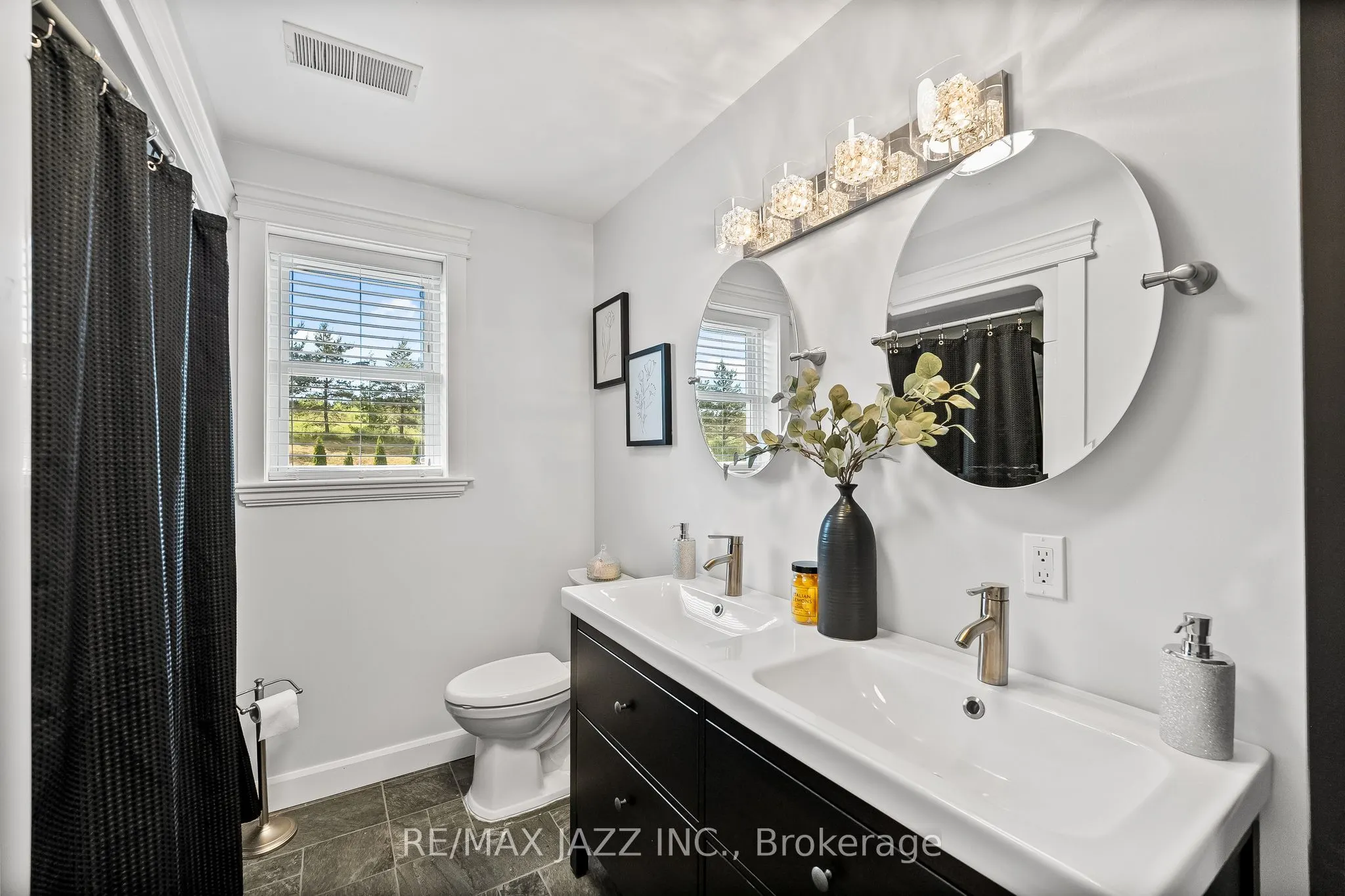3476 Concession 8 Road