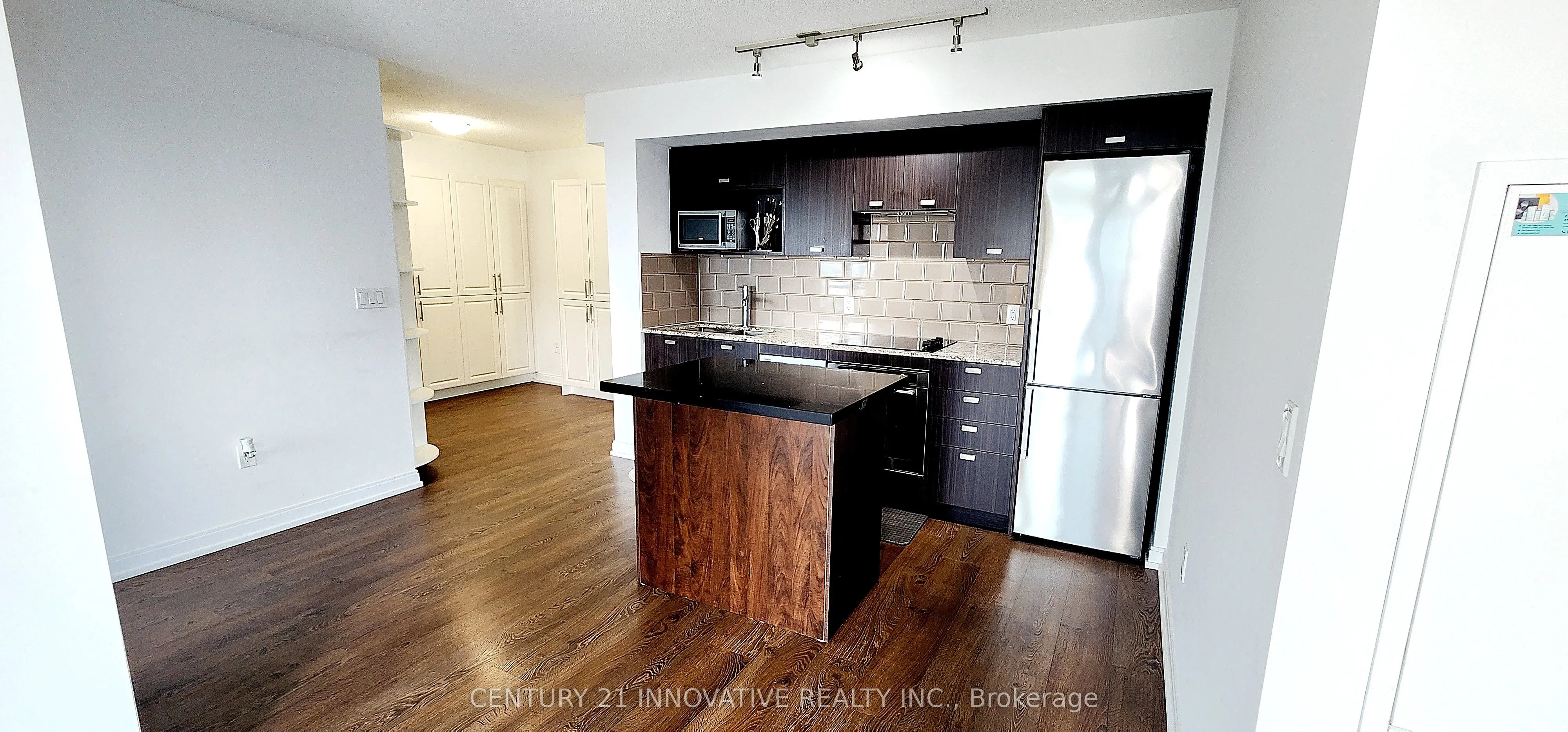 275 Village Green Square, #2616