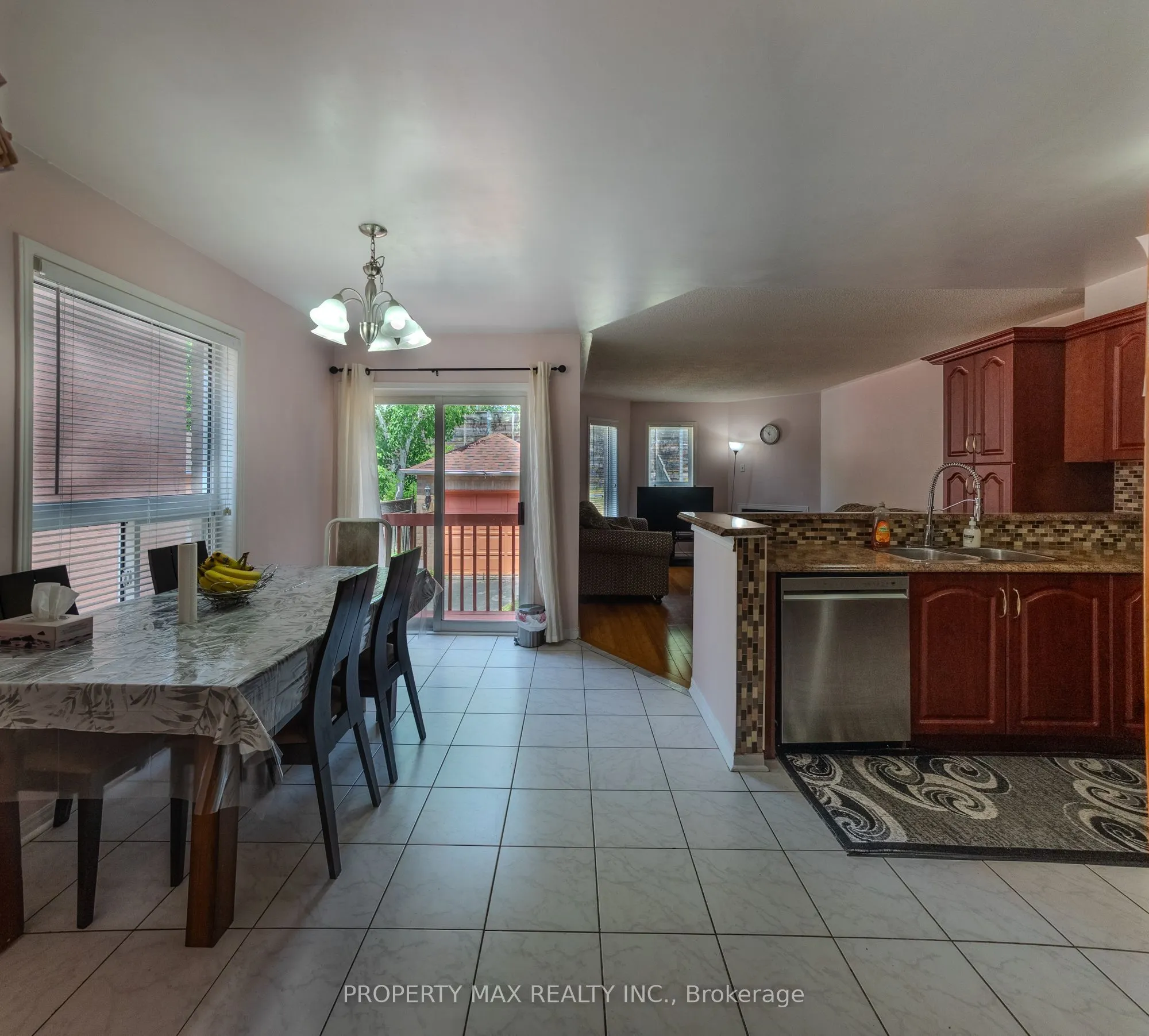 84 Bridlegrove Drive