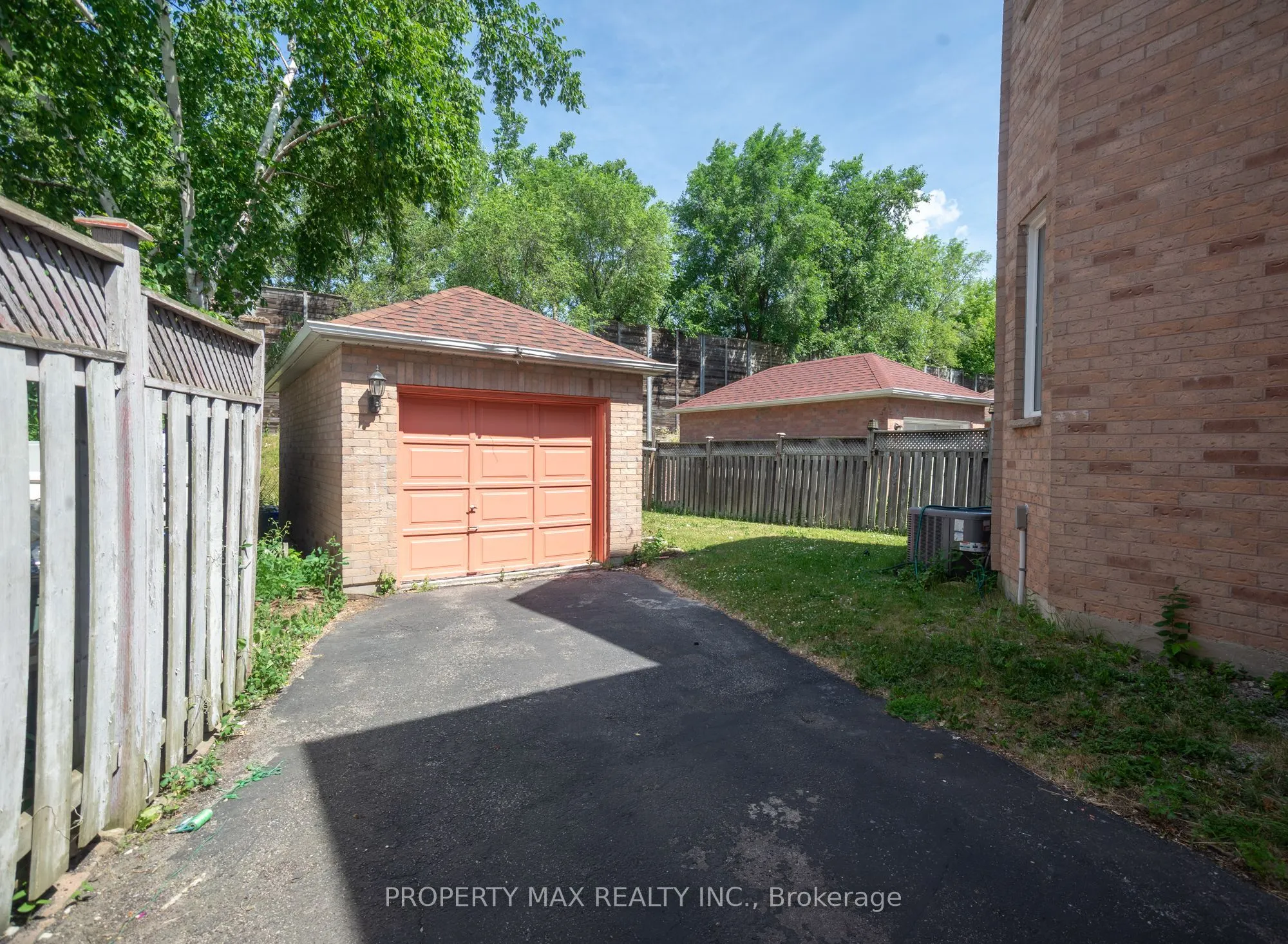 84 Bridlegrove Drive