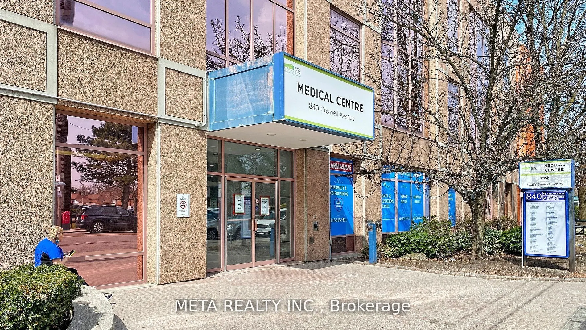 840 Coxwell Avenue, #304B