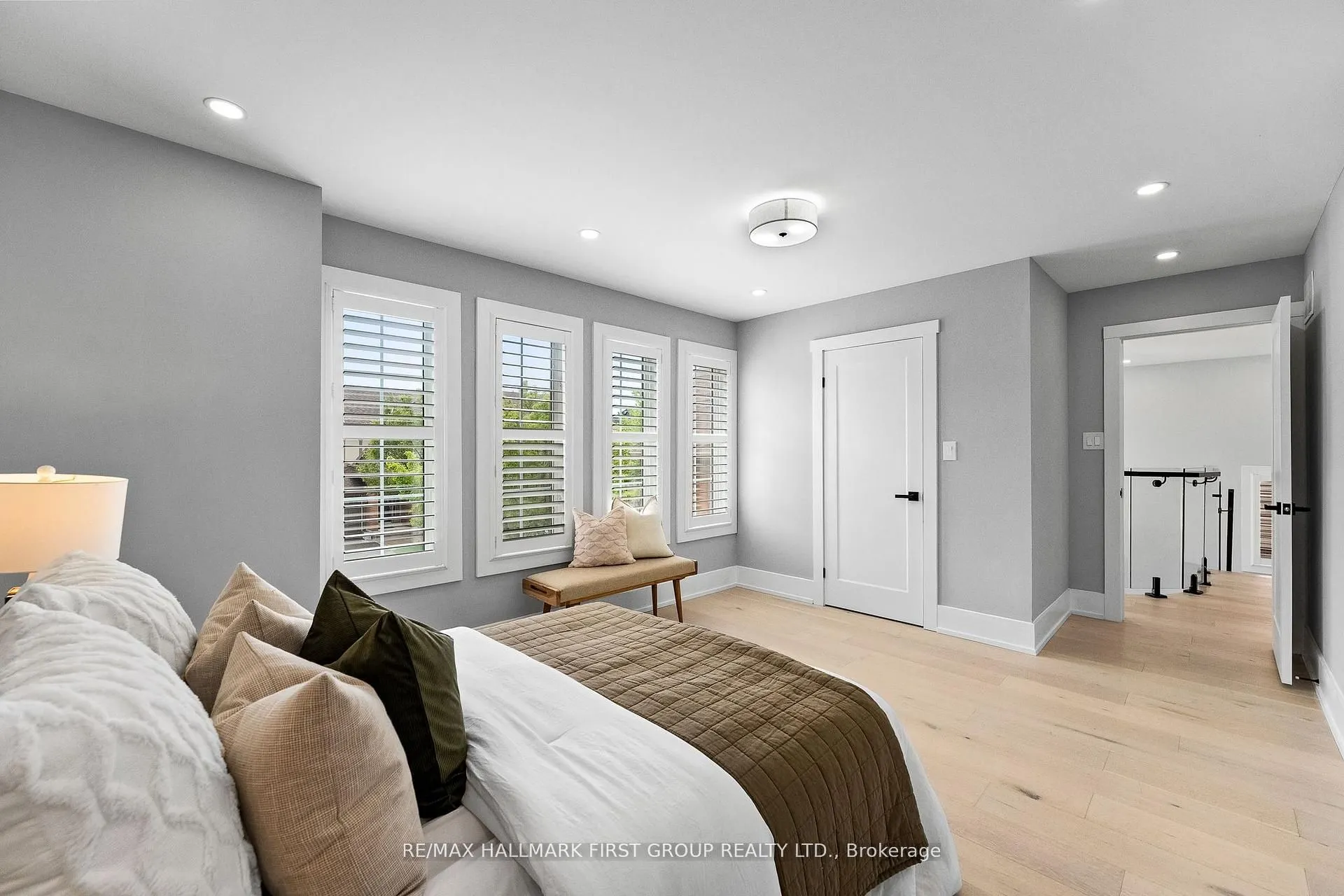 24 Grainger Crescent