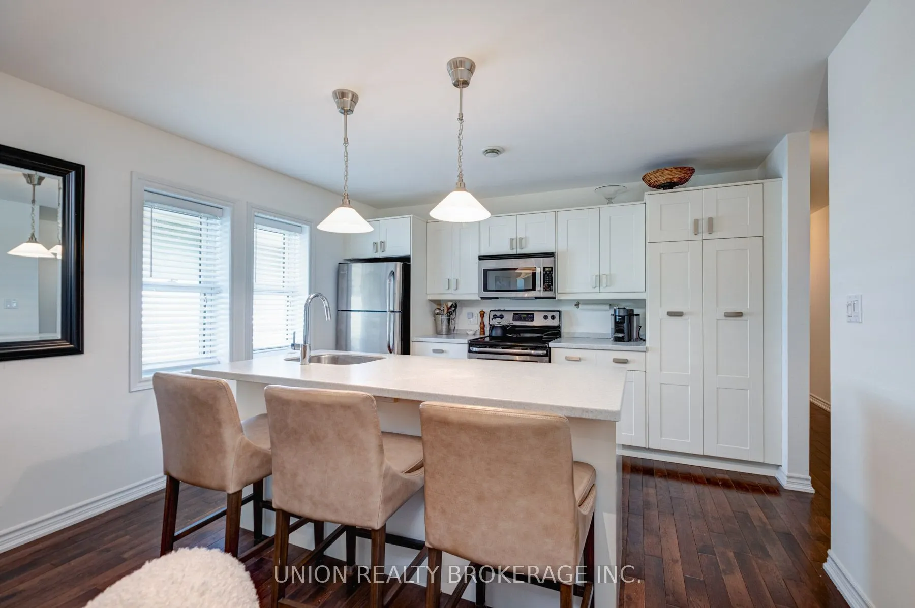 11 Bonfield Avenue