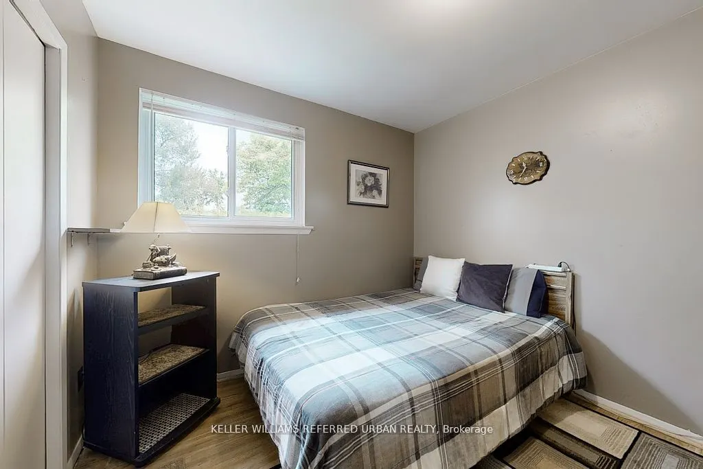11 Midcroft Drive