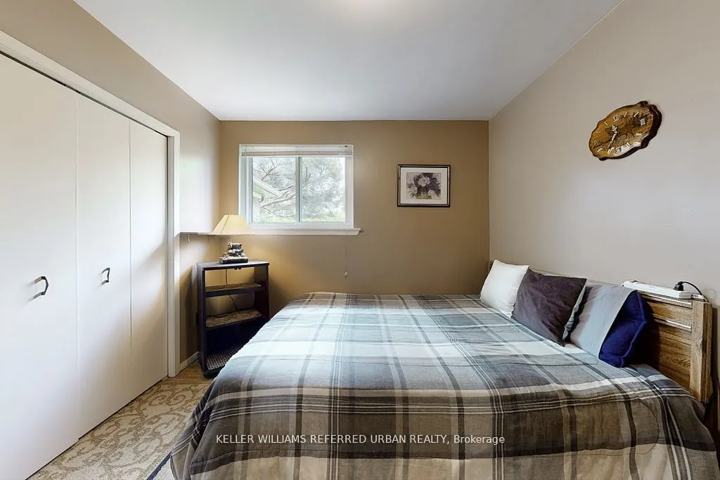 11 Midcroft Drive