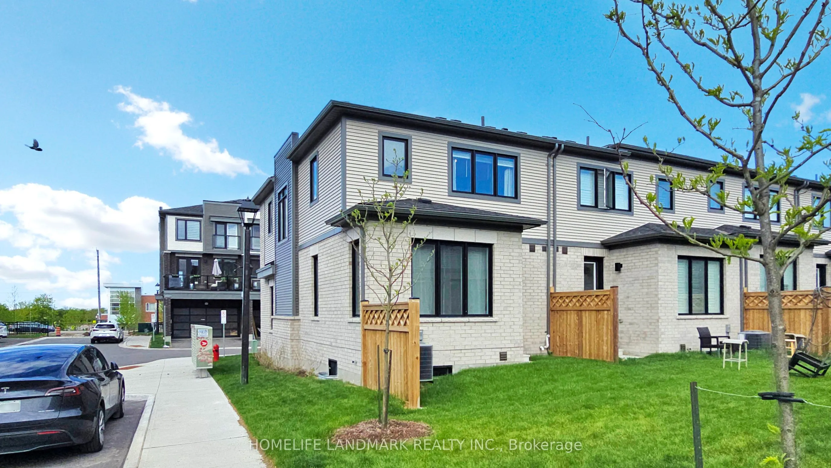 62 Sorbara Way
