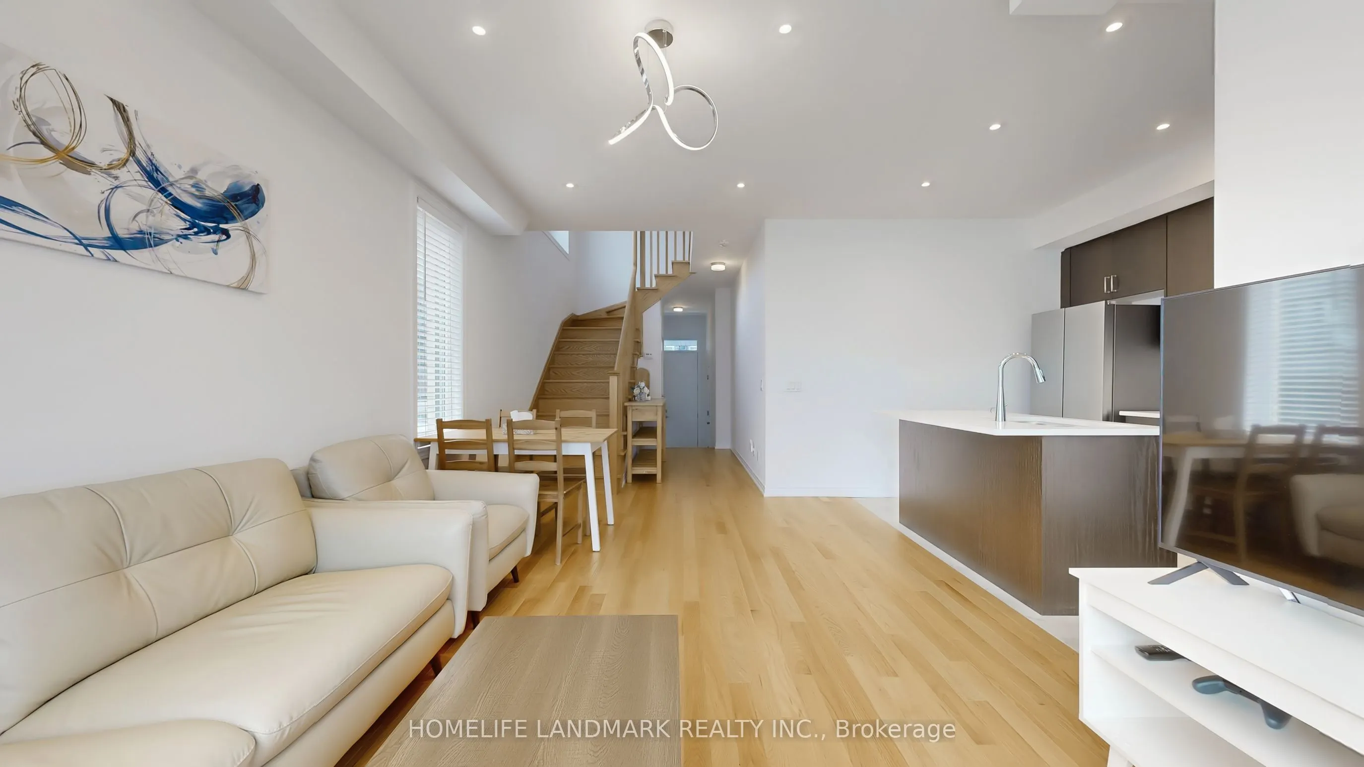 62 Sorbara Way