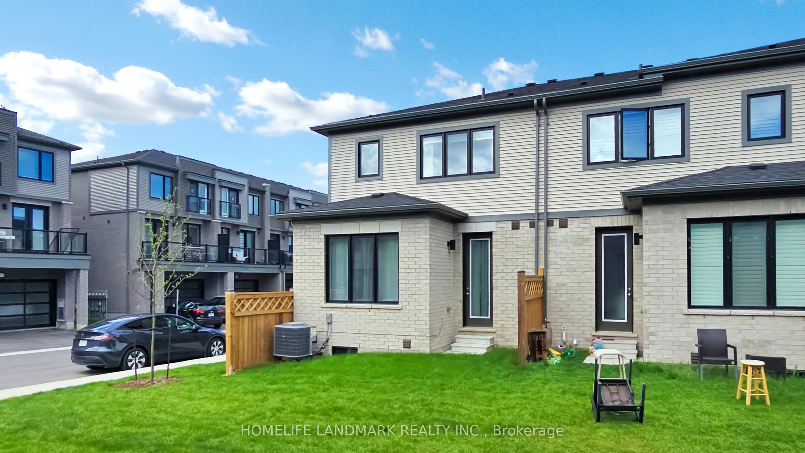 62 Sorbara Way