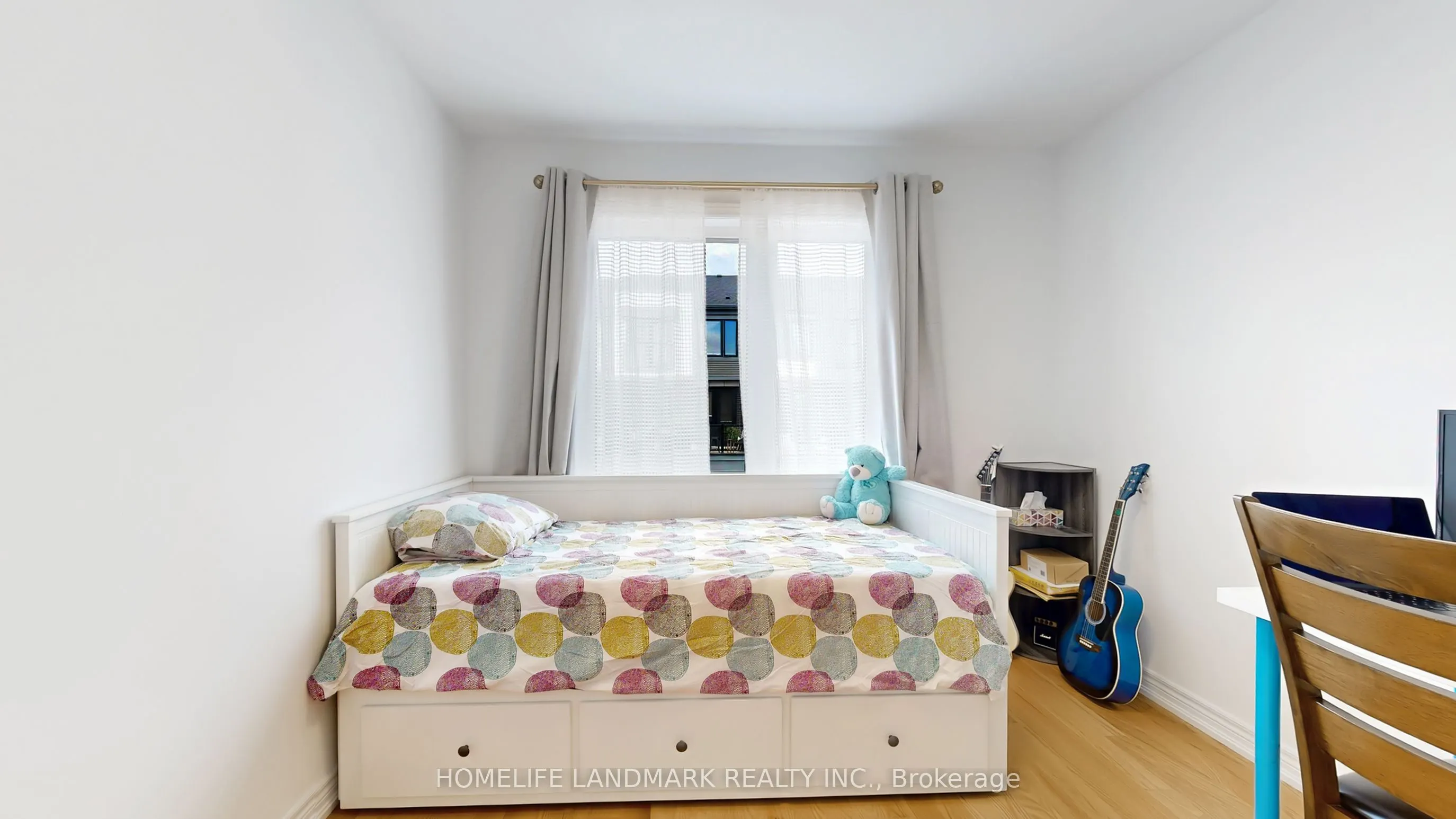 62 Sorbara Way