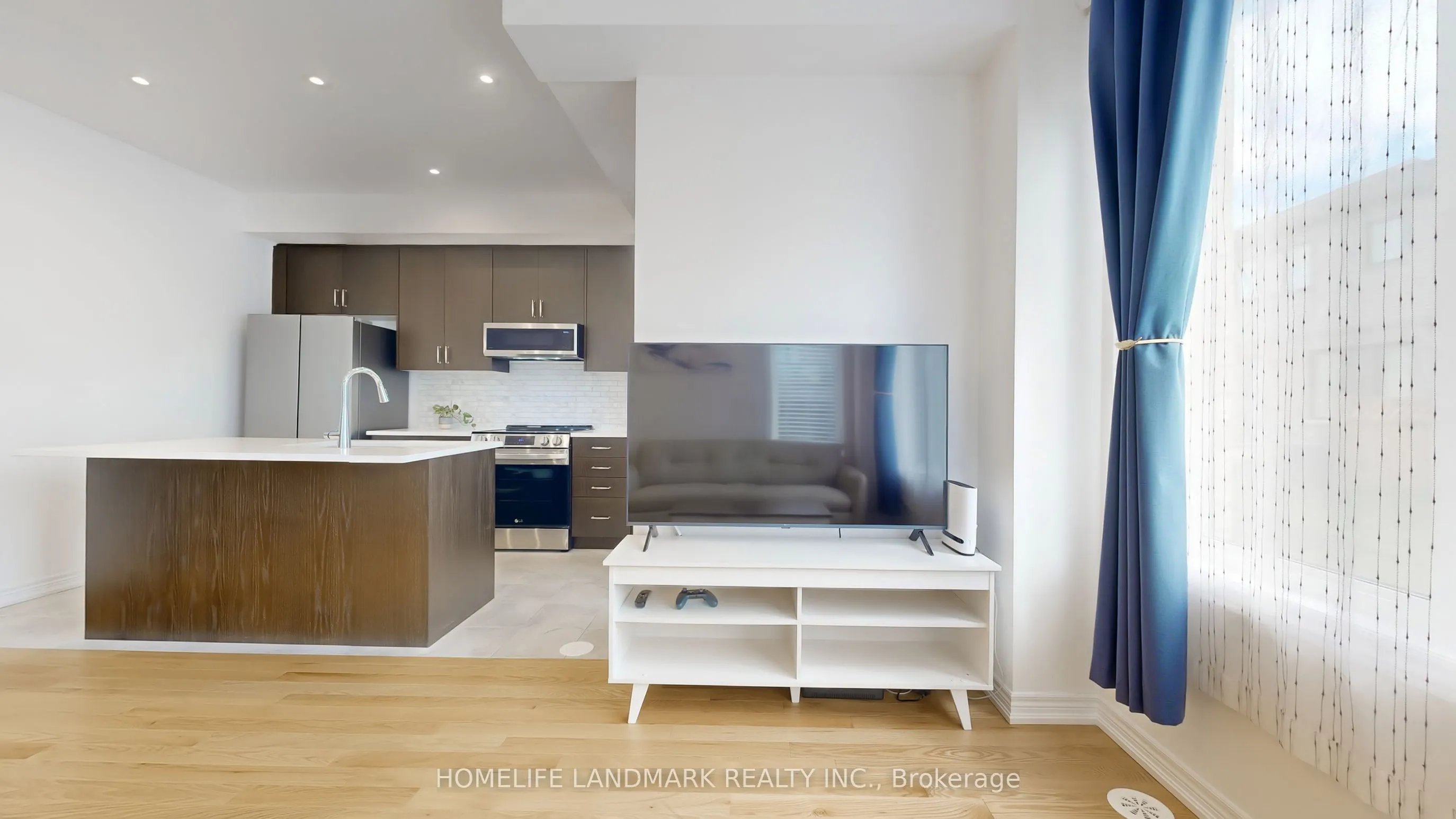 62 Sorbara Way