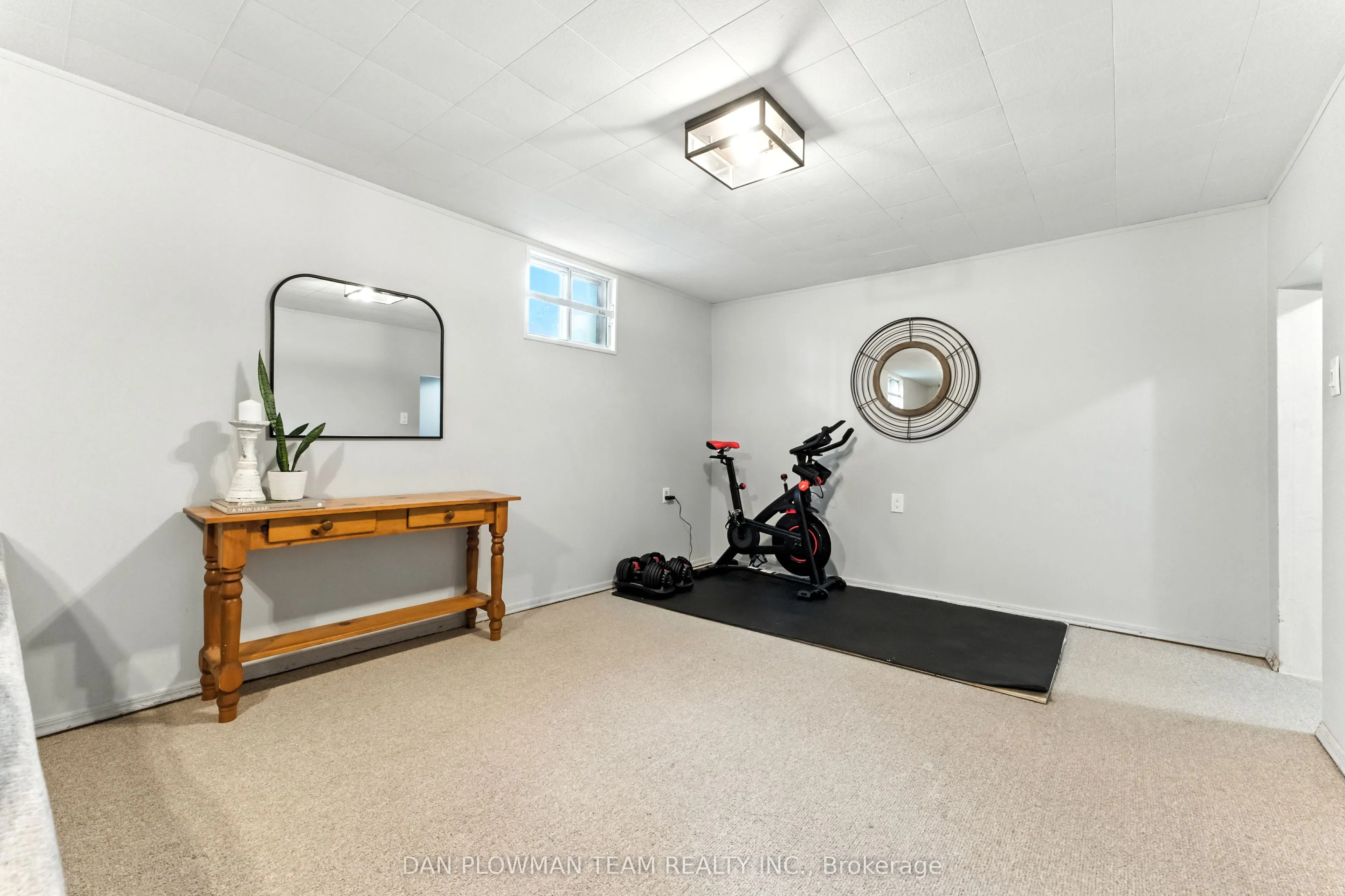 36 Forest Road