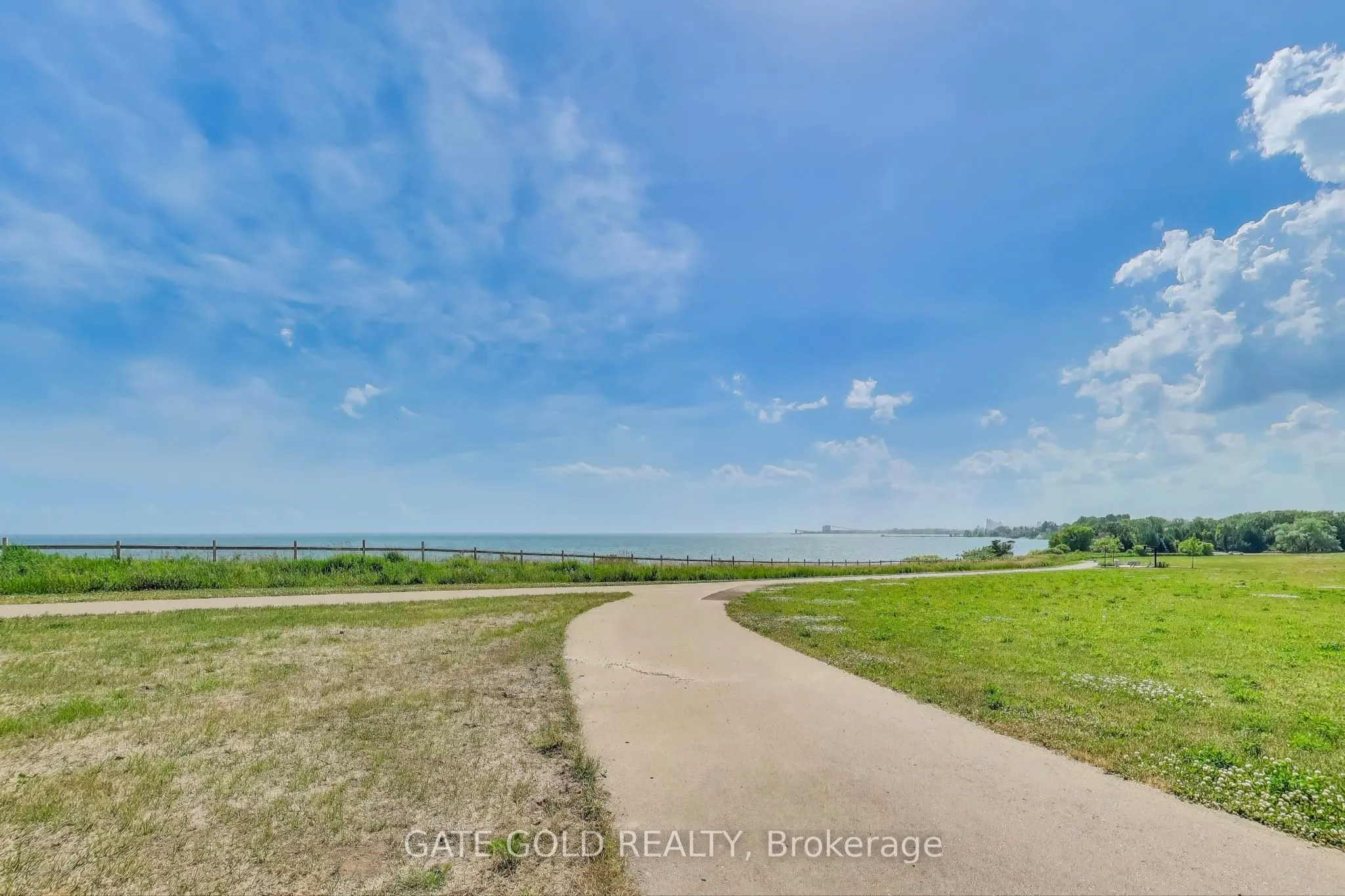 14 Lookout Drive, #A