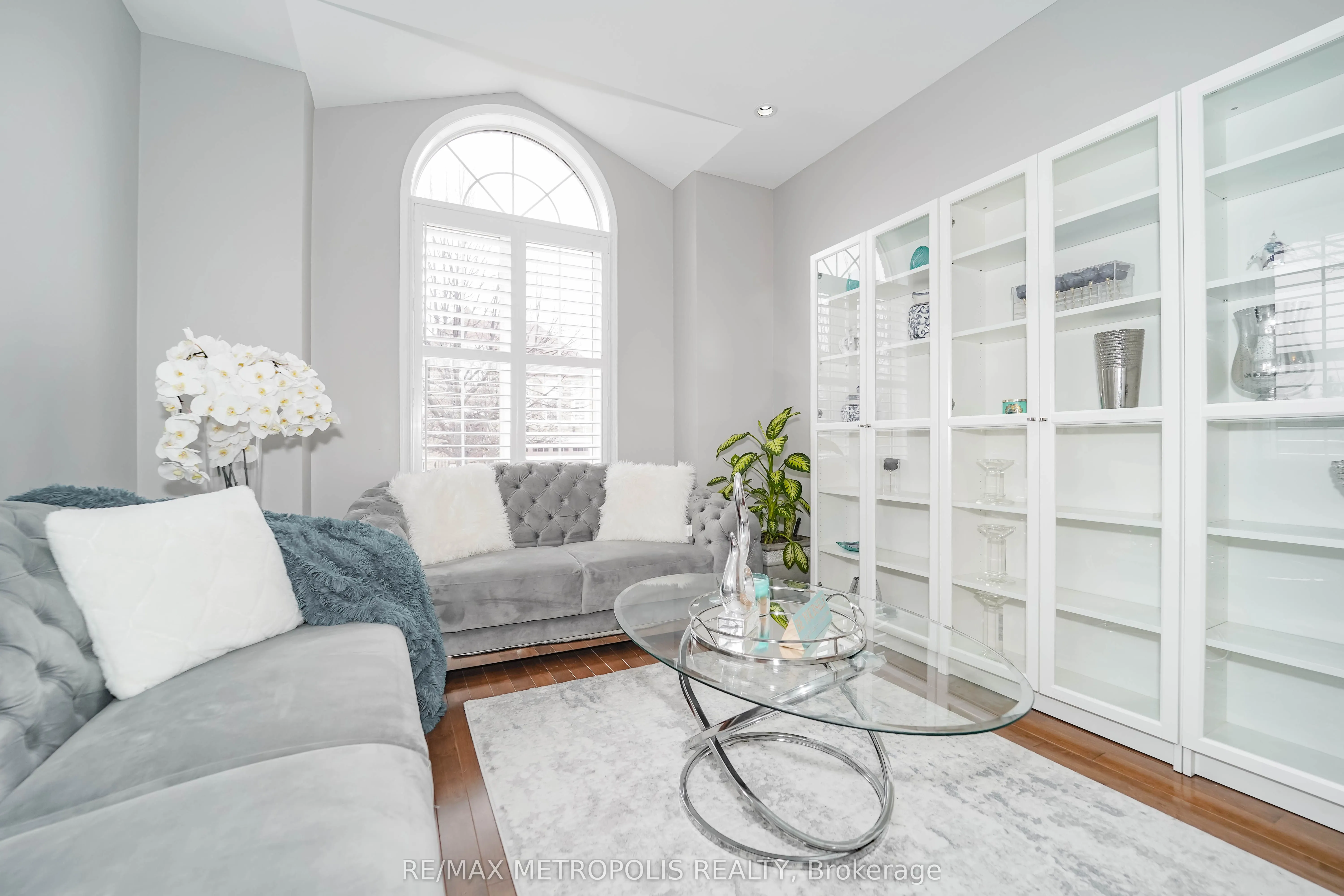 5 Whitbread Crescent