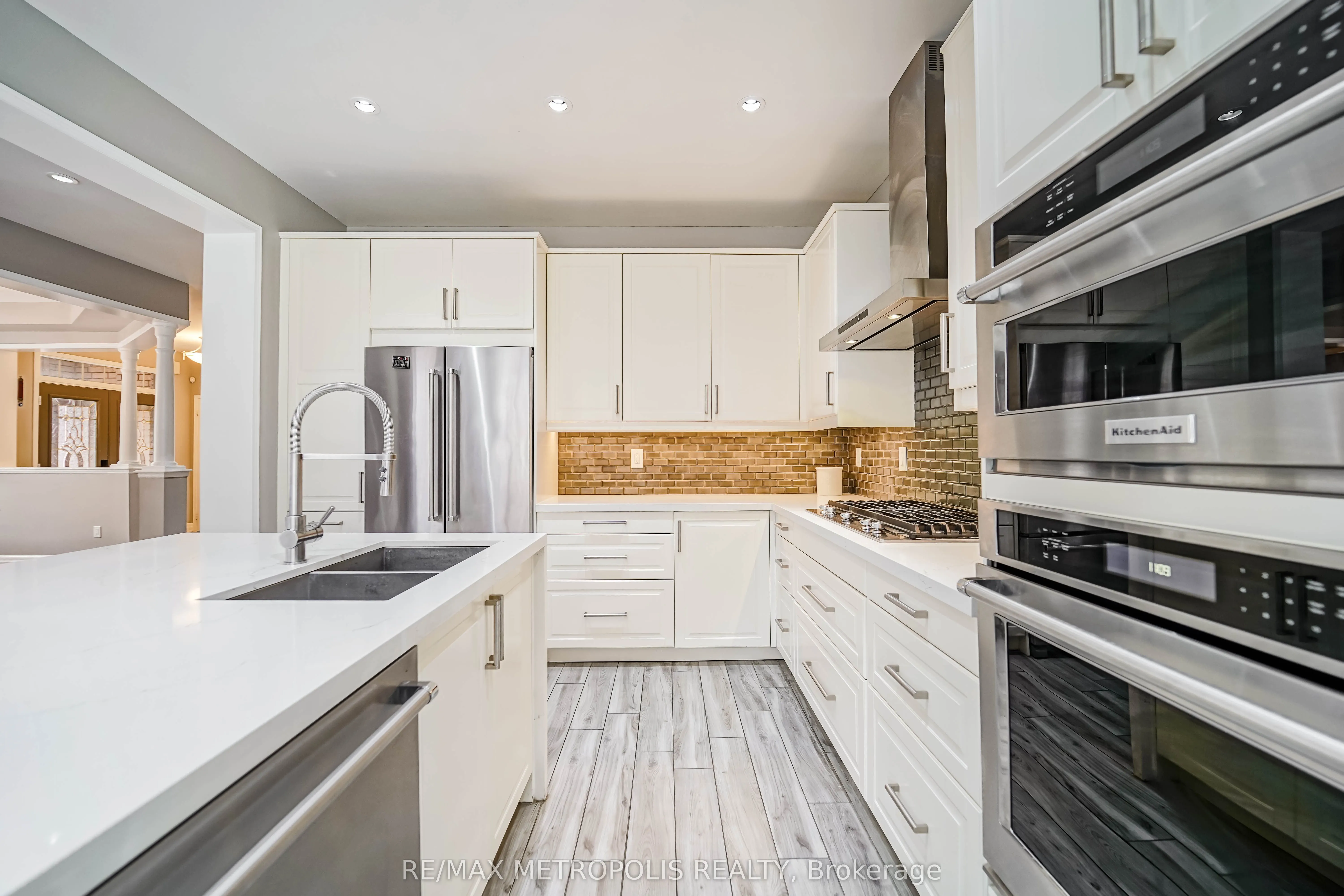 5 Whitbread Crescent