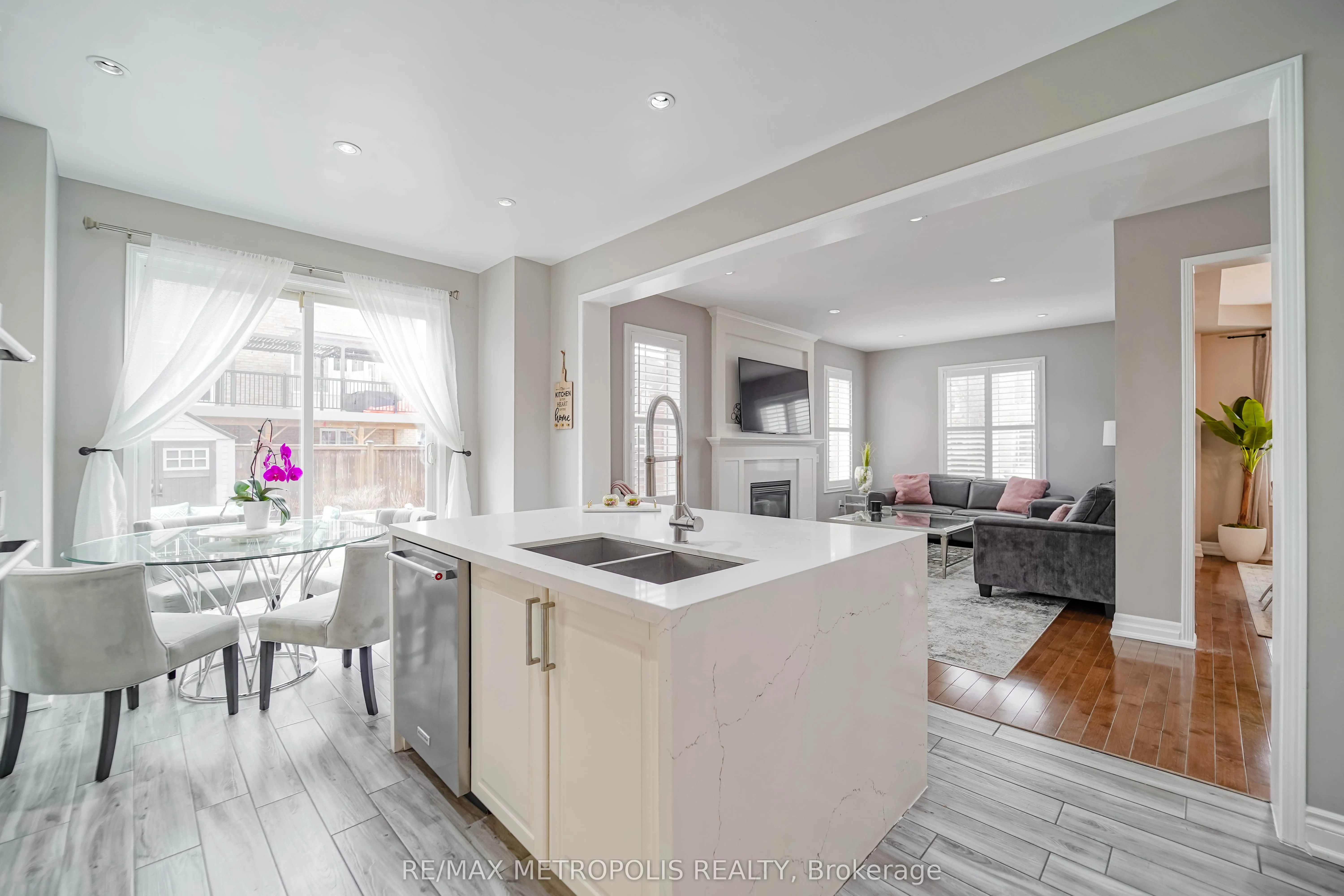 5 Whitbread Crescent
