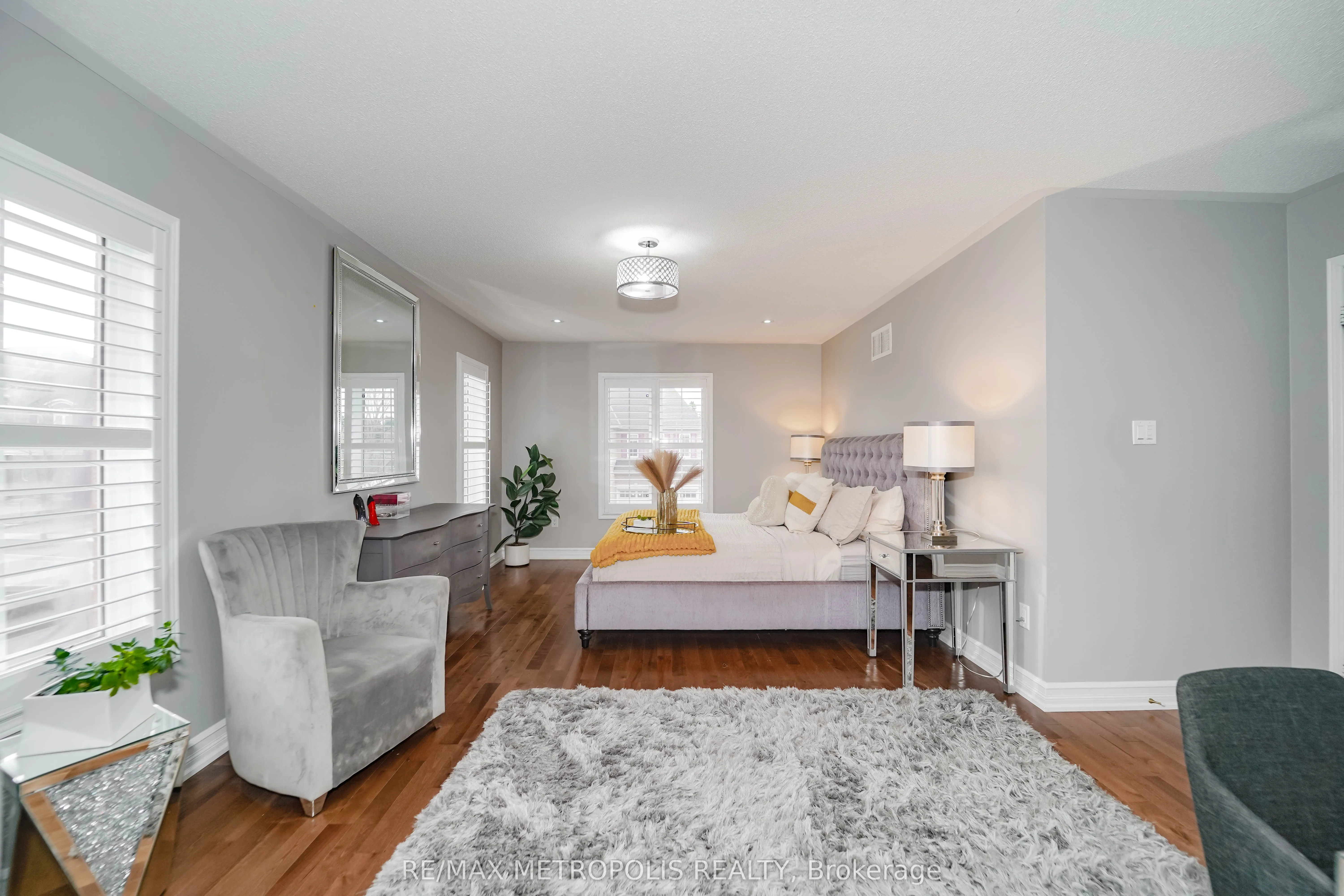 5 Whitbread Crescent