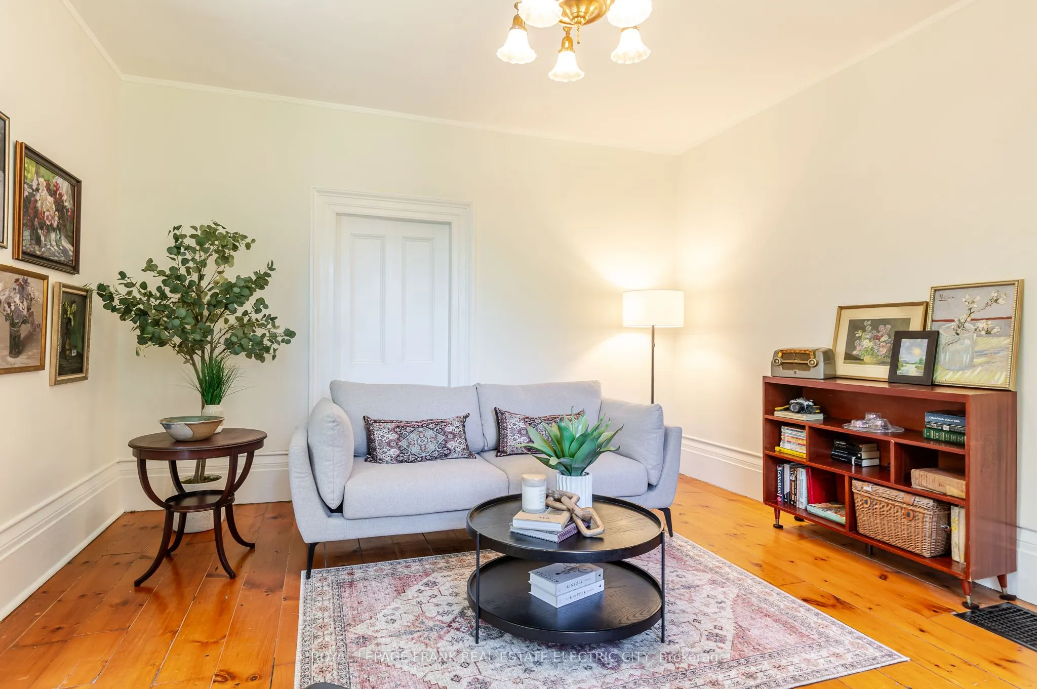 4242 Cedar Valley Road