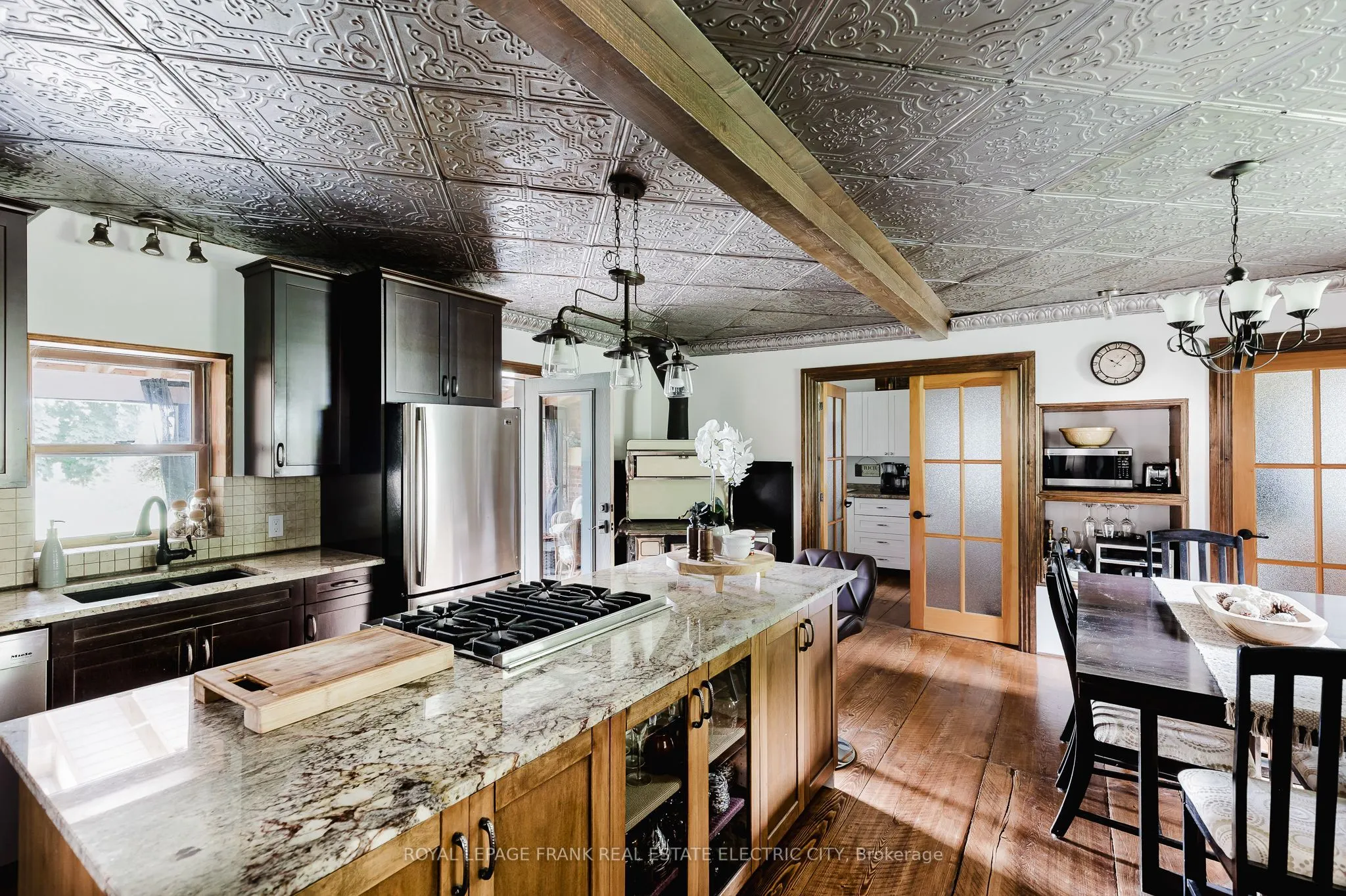 4242 Cedar Valley Road