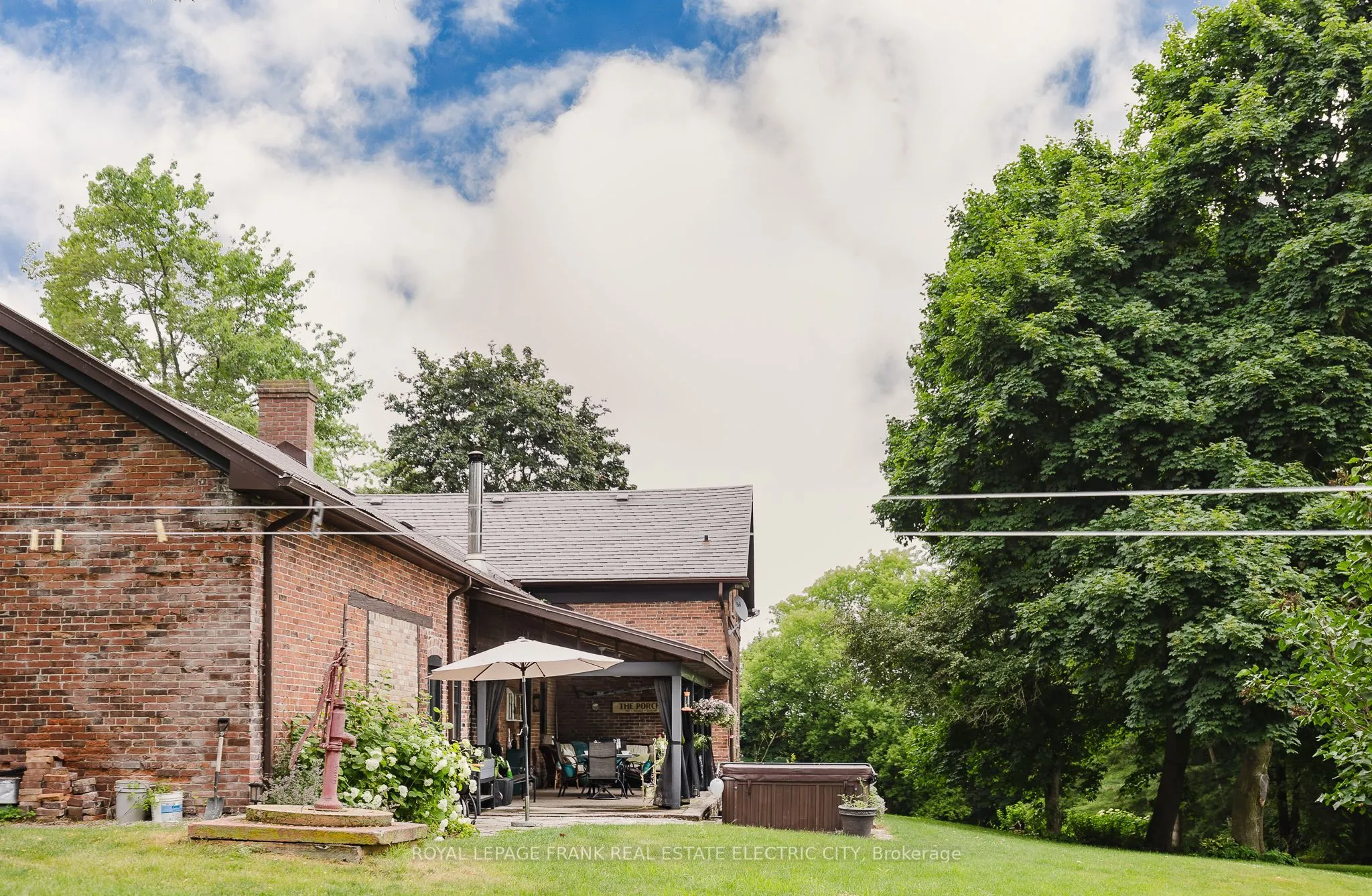 4242 Cedar Valley Road