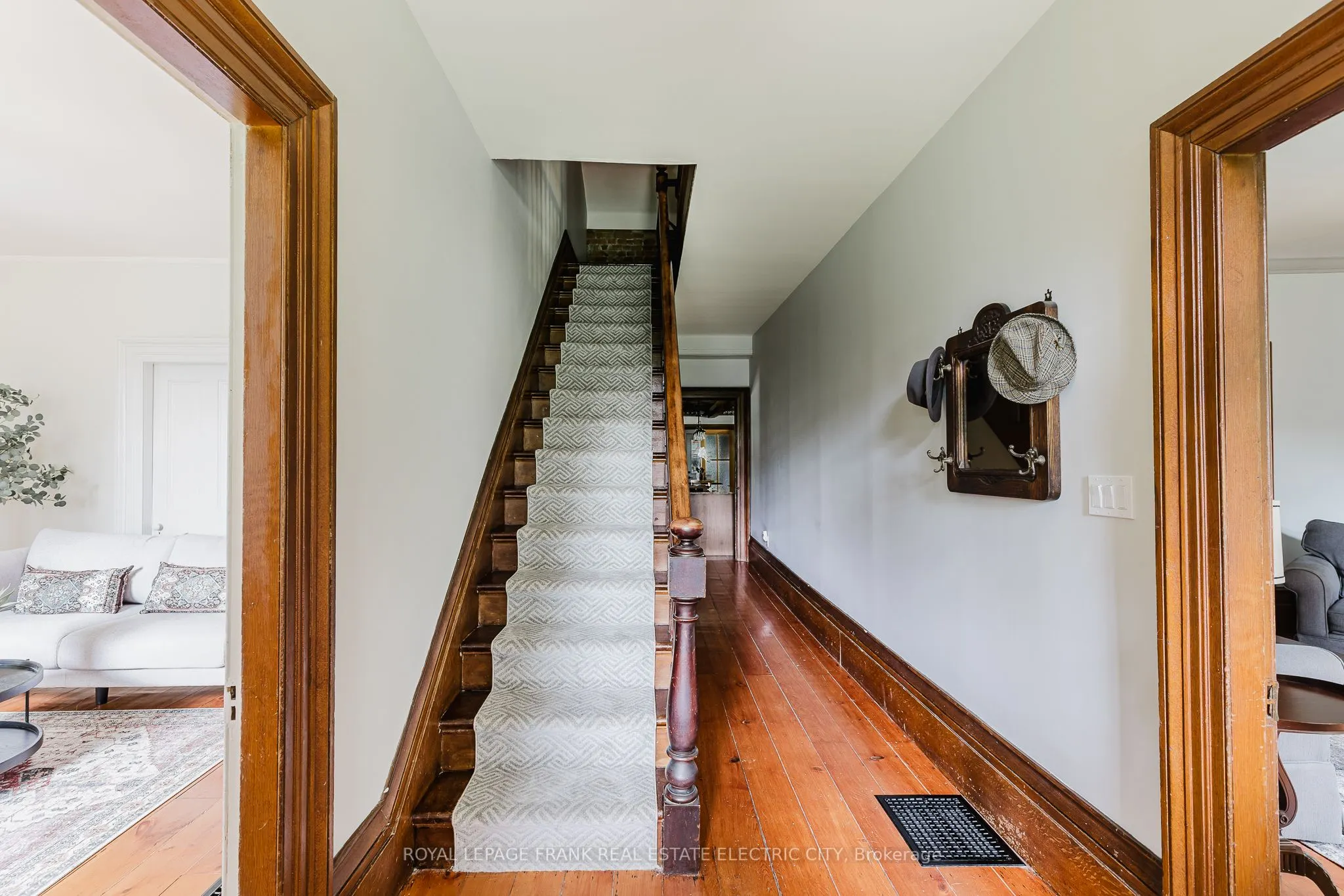 4242 Cedar Valley Road