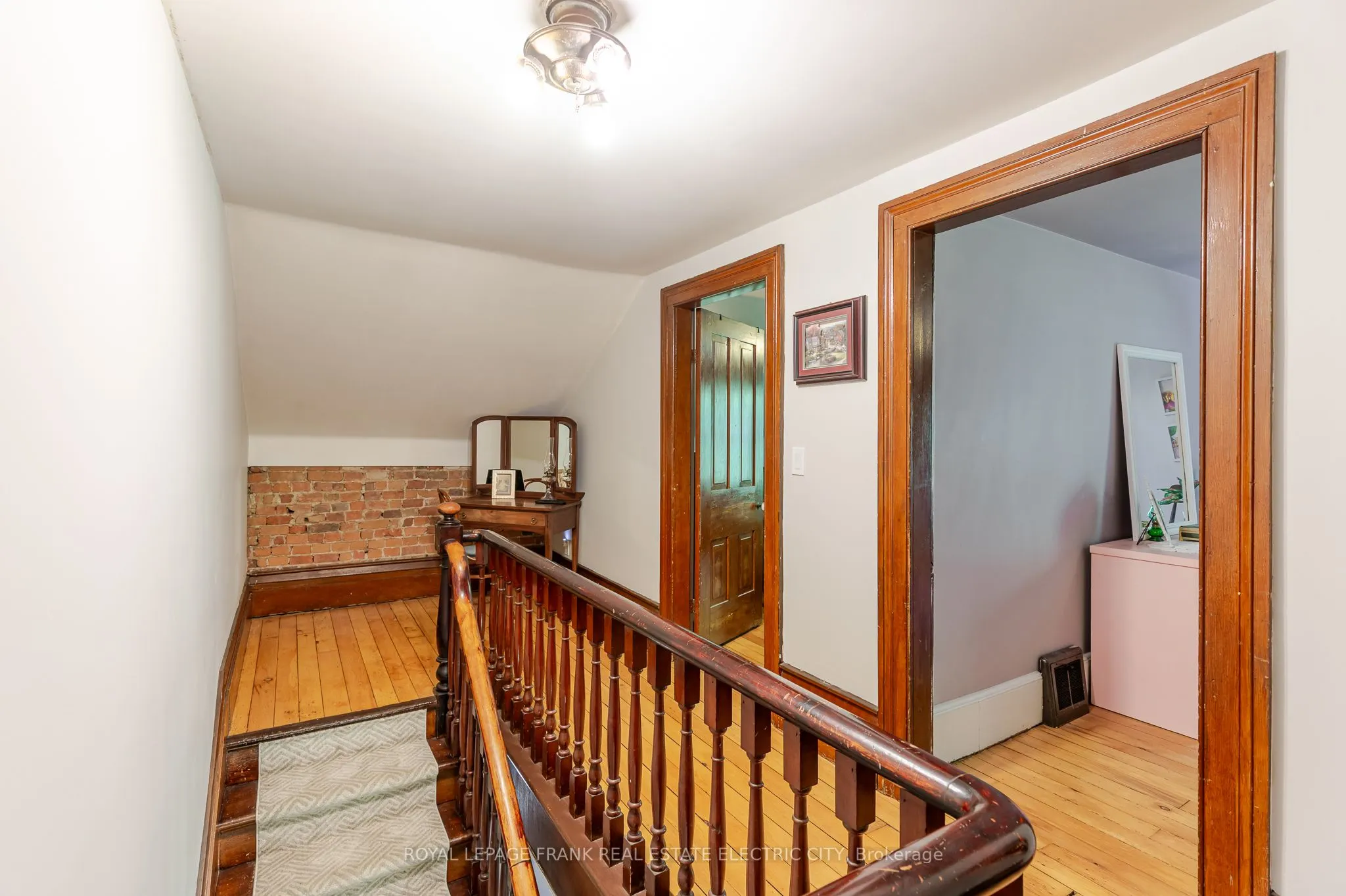 4242 Cedar Valley Road