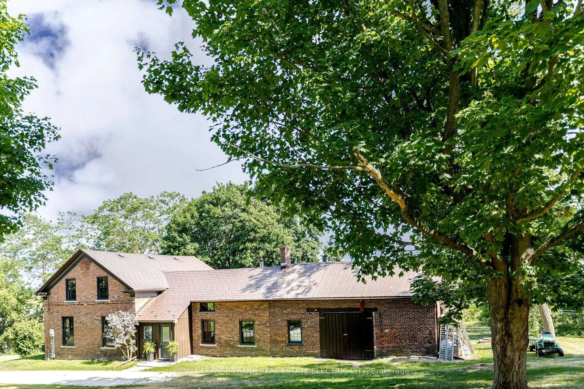 4242 Cedar Valley Road