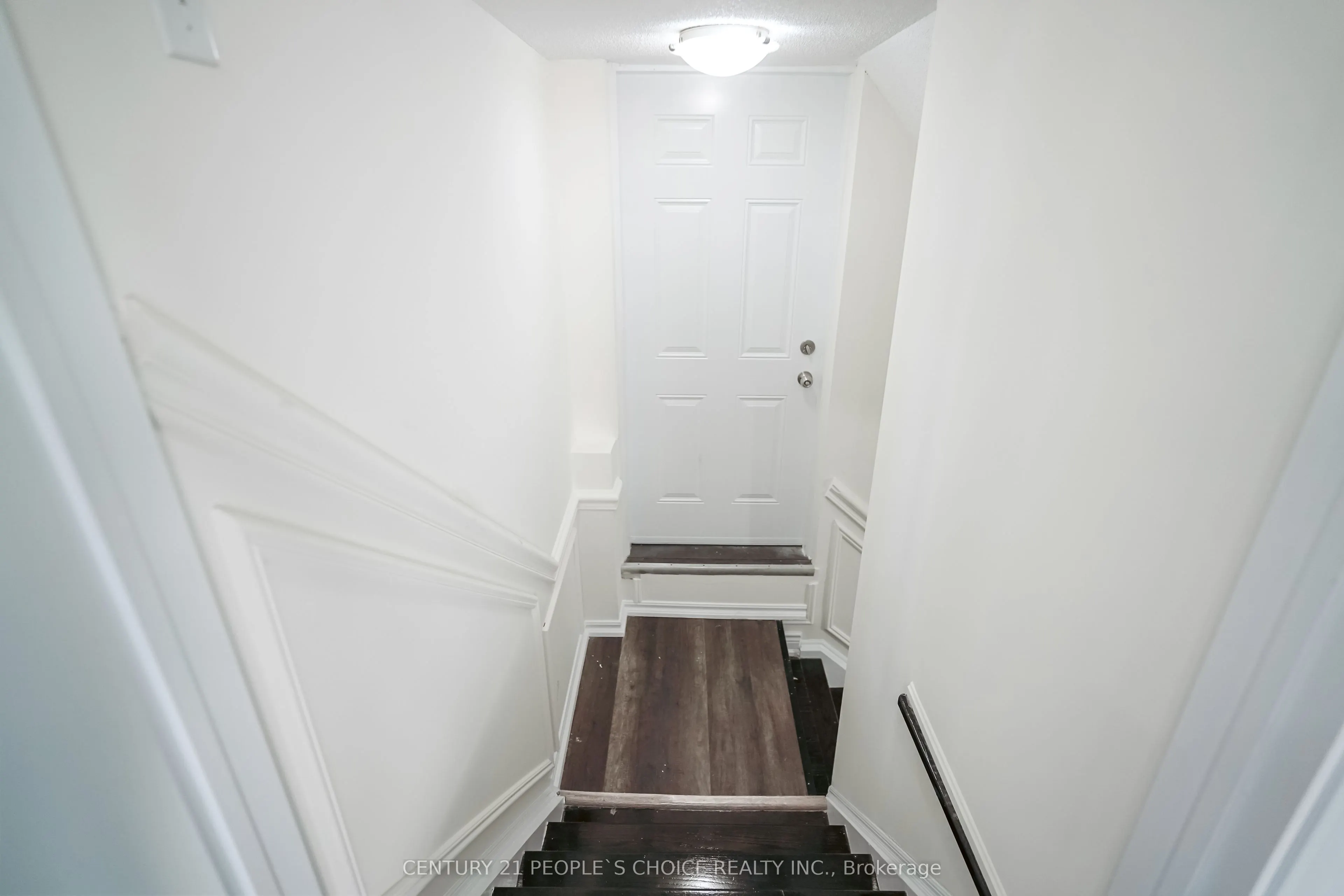 5 Dent Street