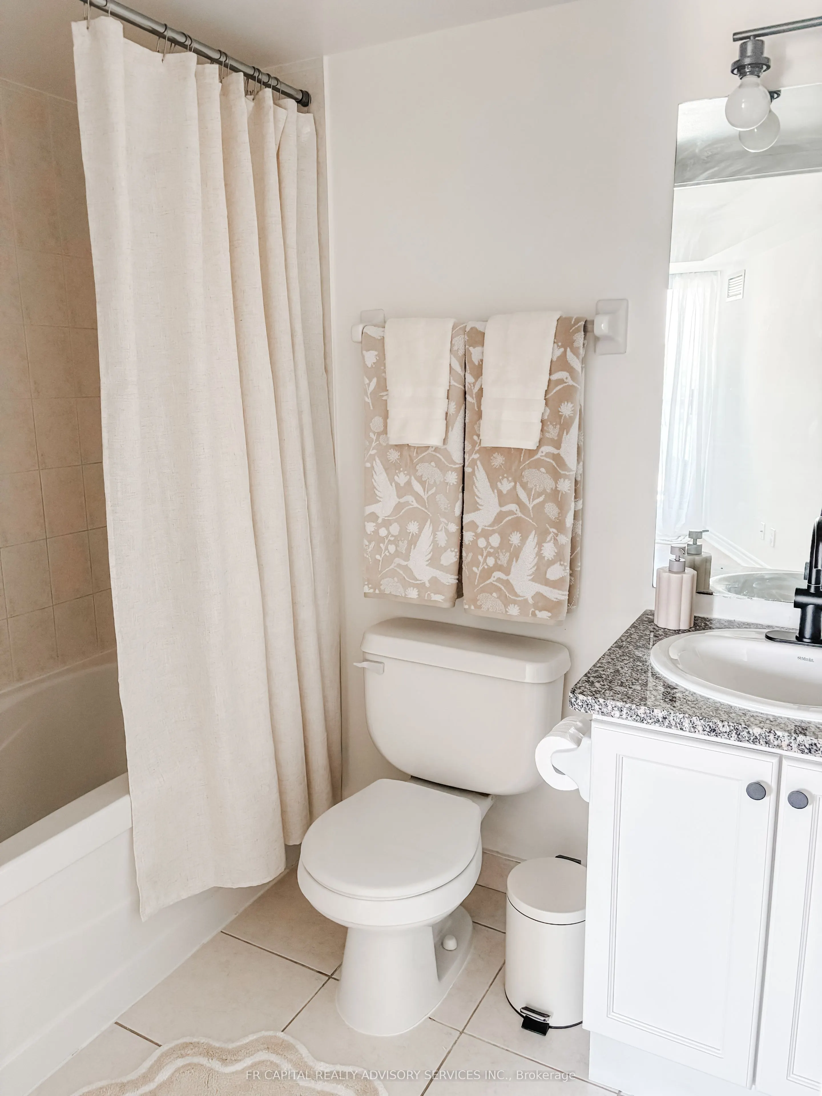 68 Grangeway Avenue, #1102