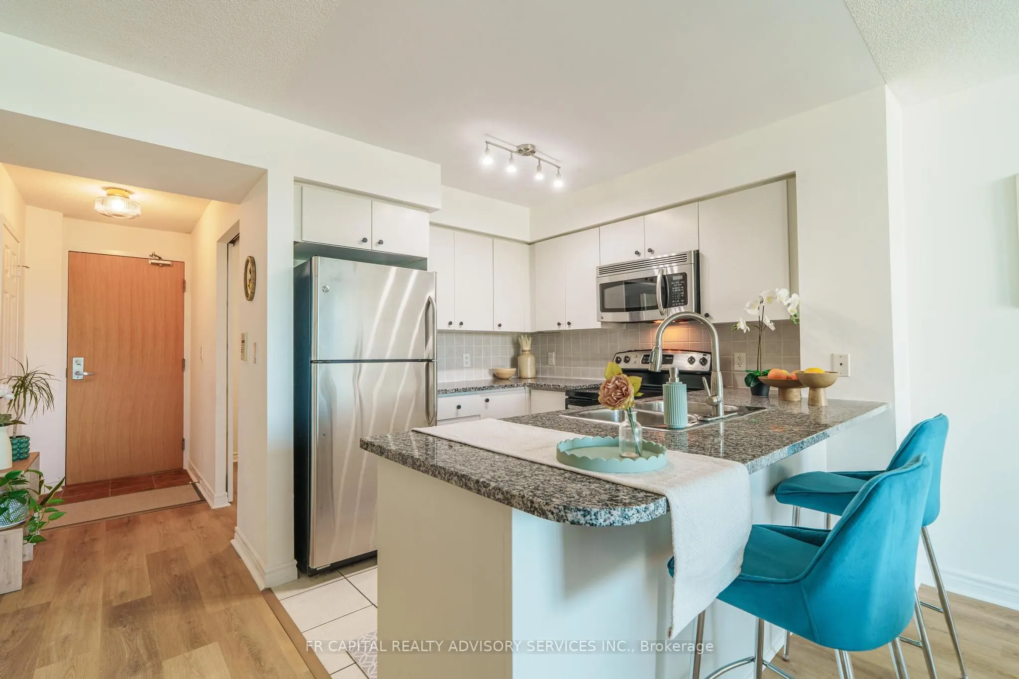 68 Grangeway Avenue, #1102