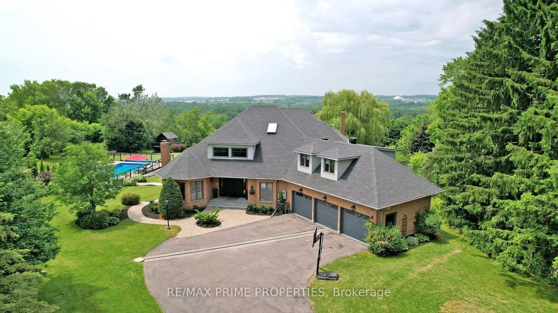 2465 Greenridge Drive