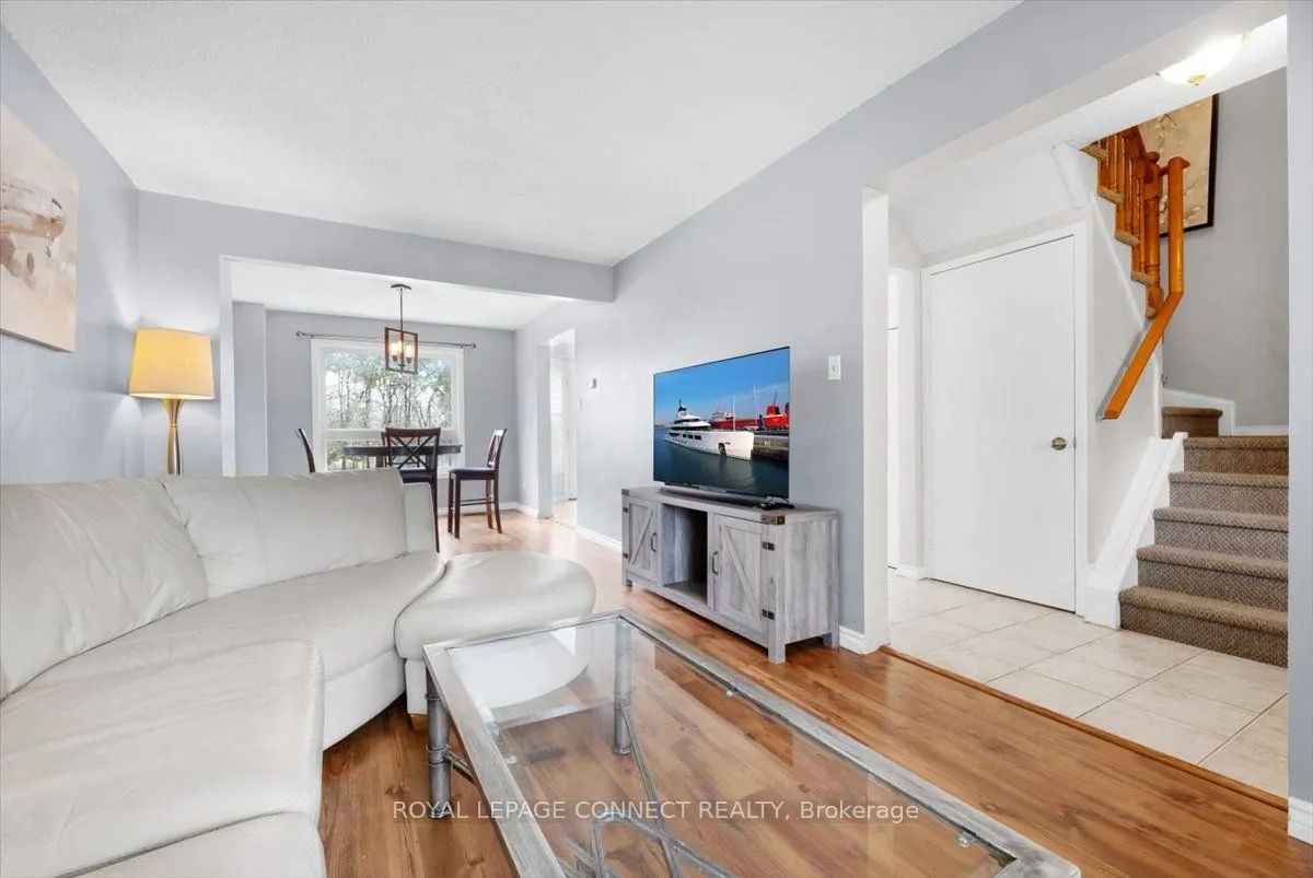 54 Parklawn Drive W