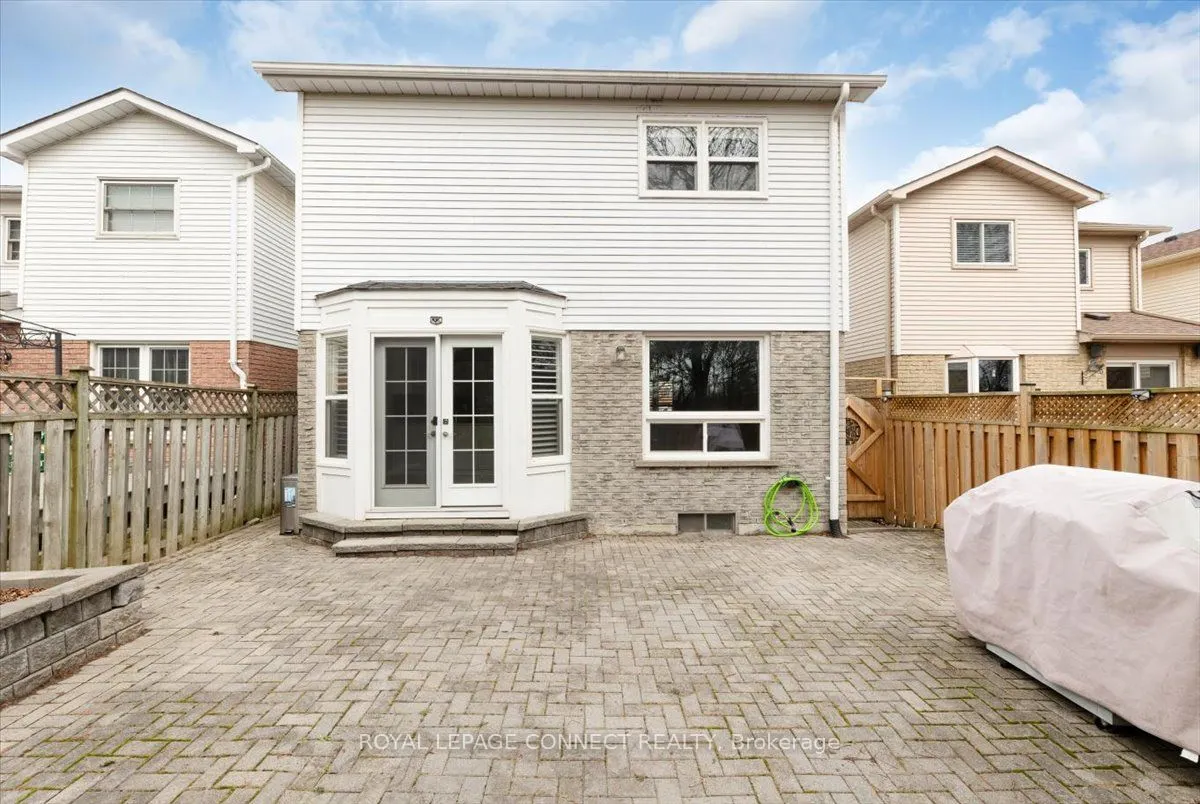 54 Parklawn Drive W