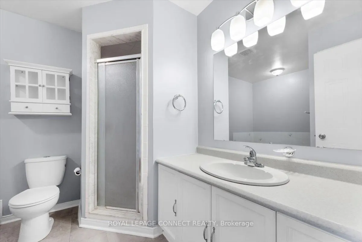 54 Parklawn Drive W