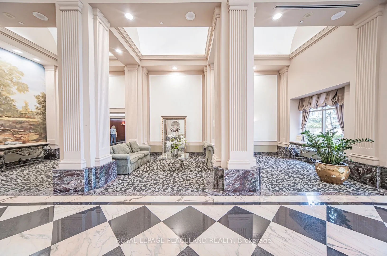 1 Lee Centre Drive, #1905