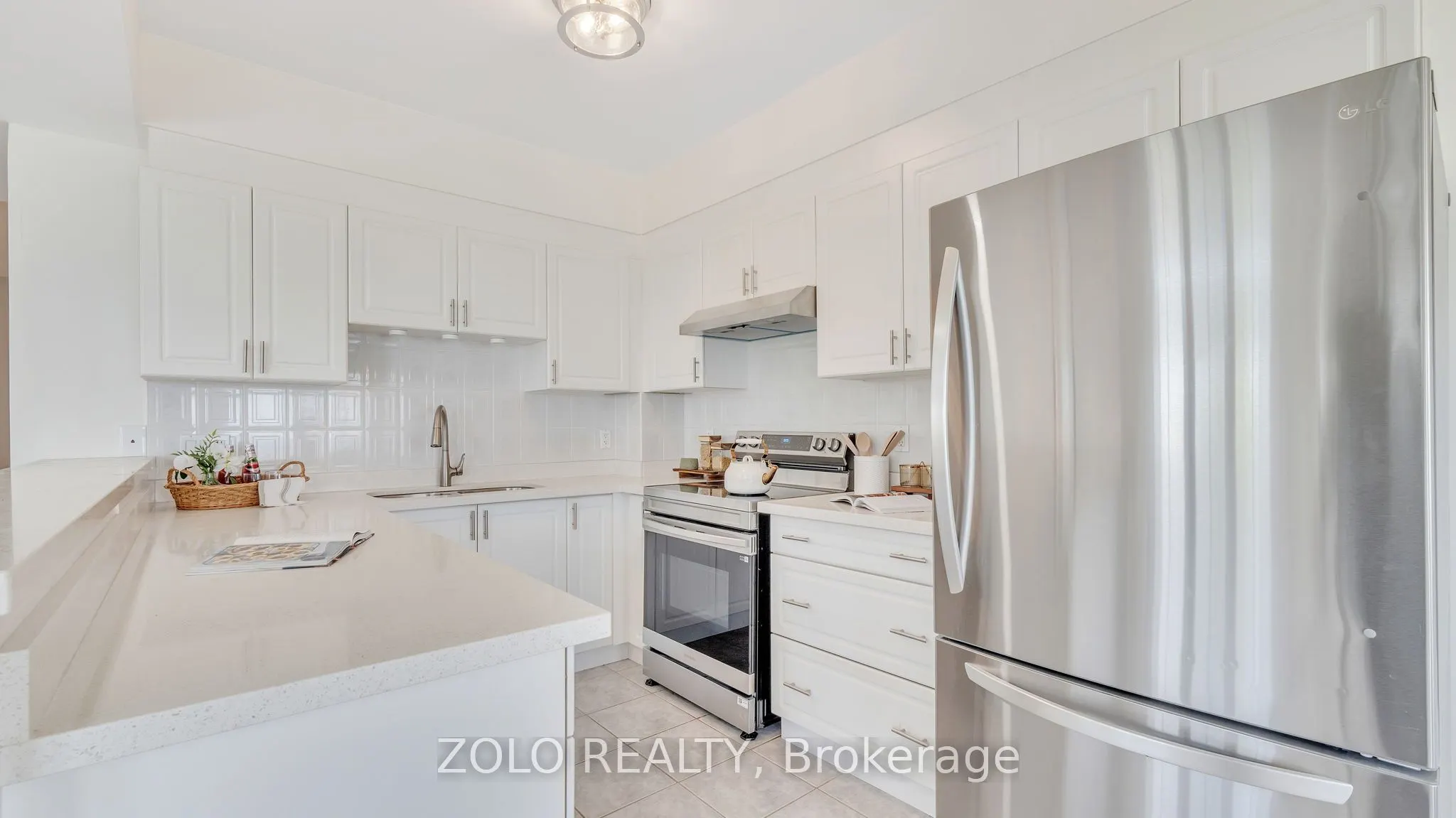 395 Lakebreeze Drive, #301