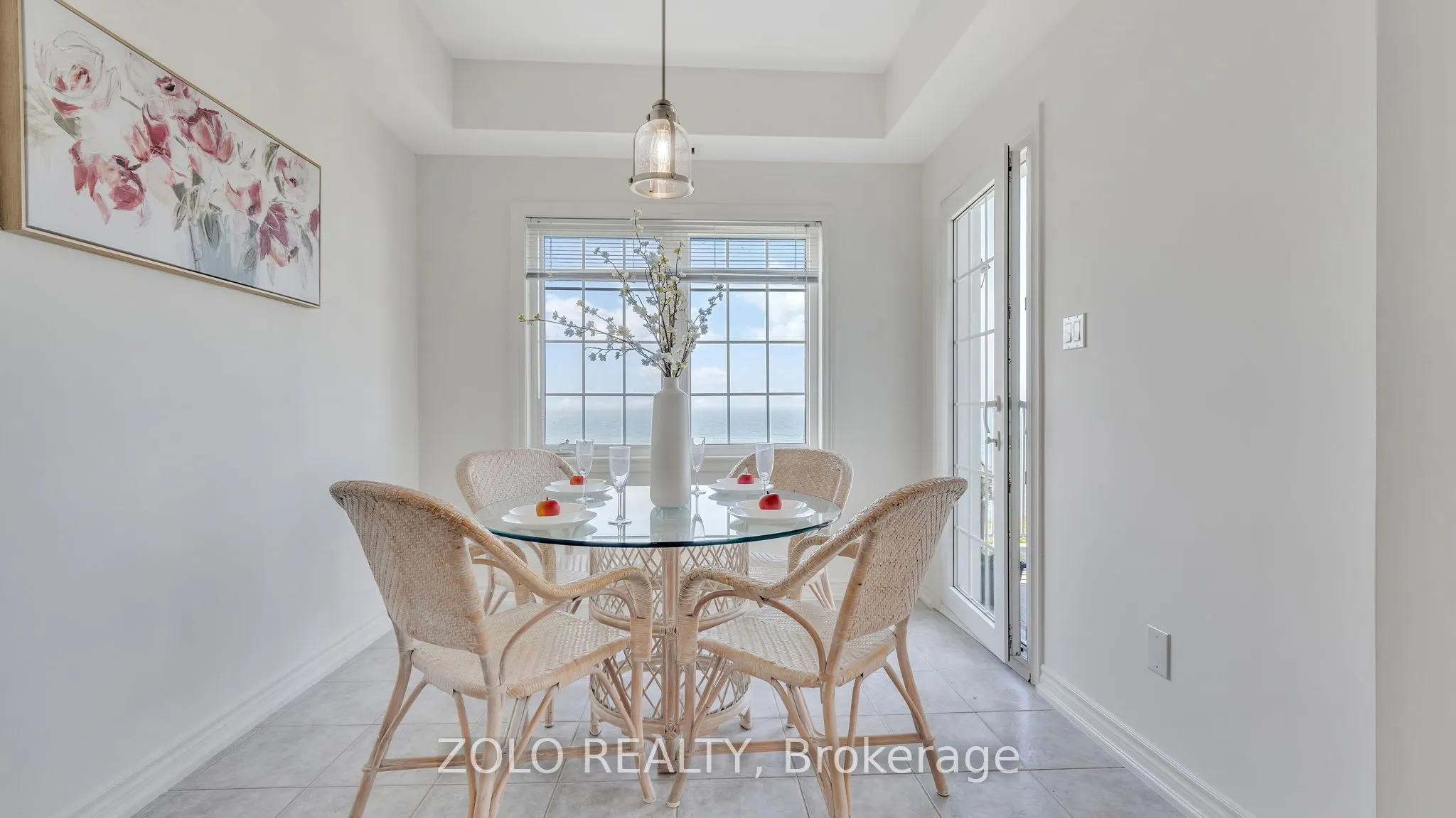 395 Lakebreeze Drive, #301