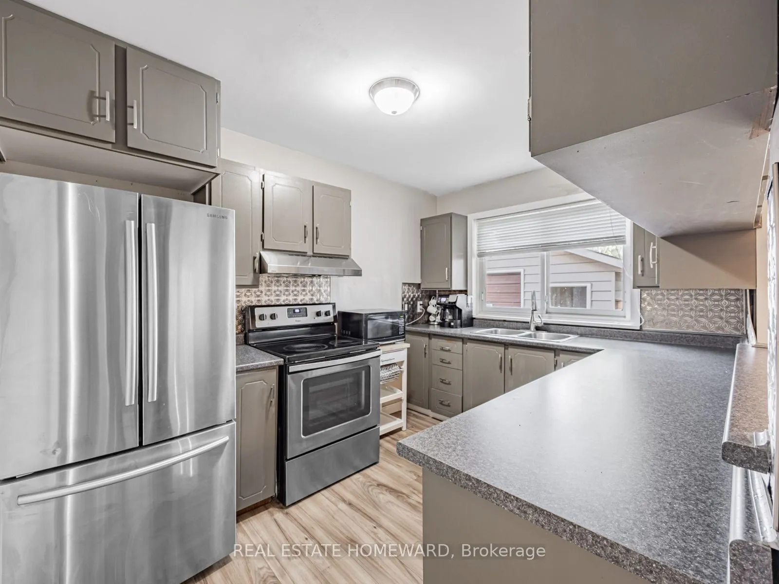 793 Eastglen Drive