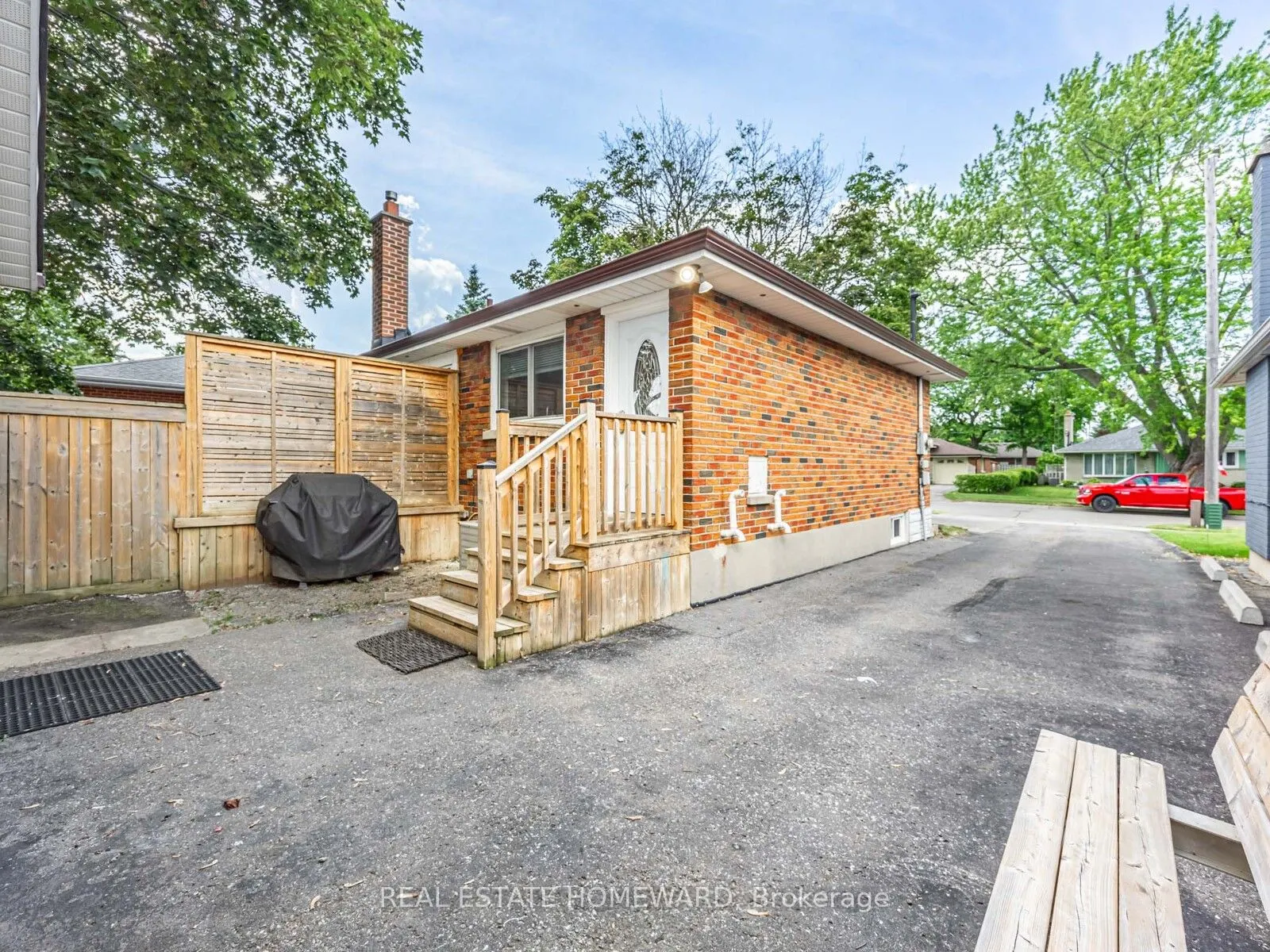 793 Eastglen Drive