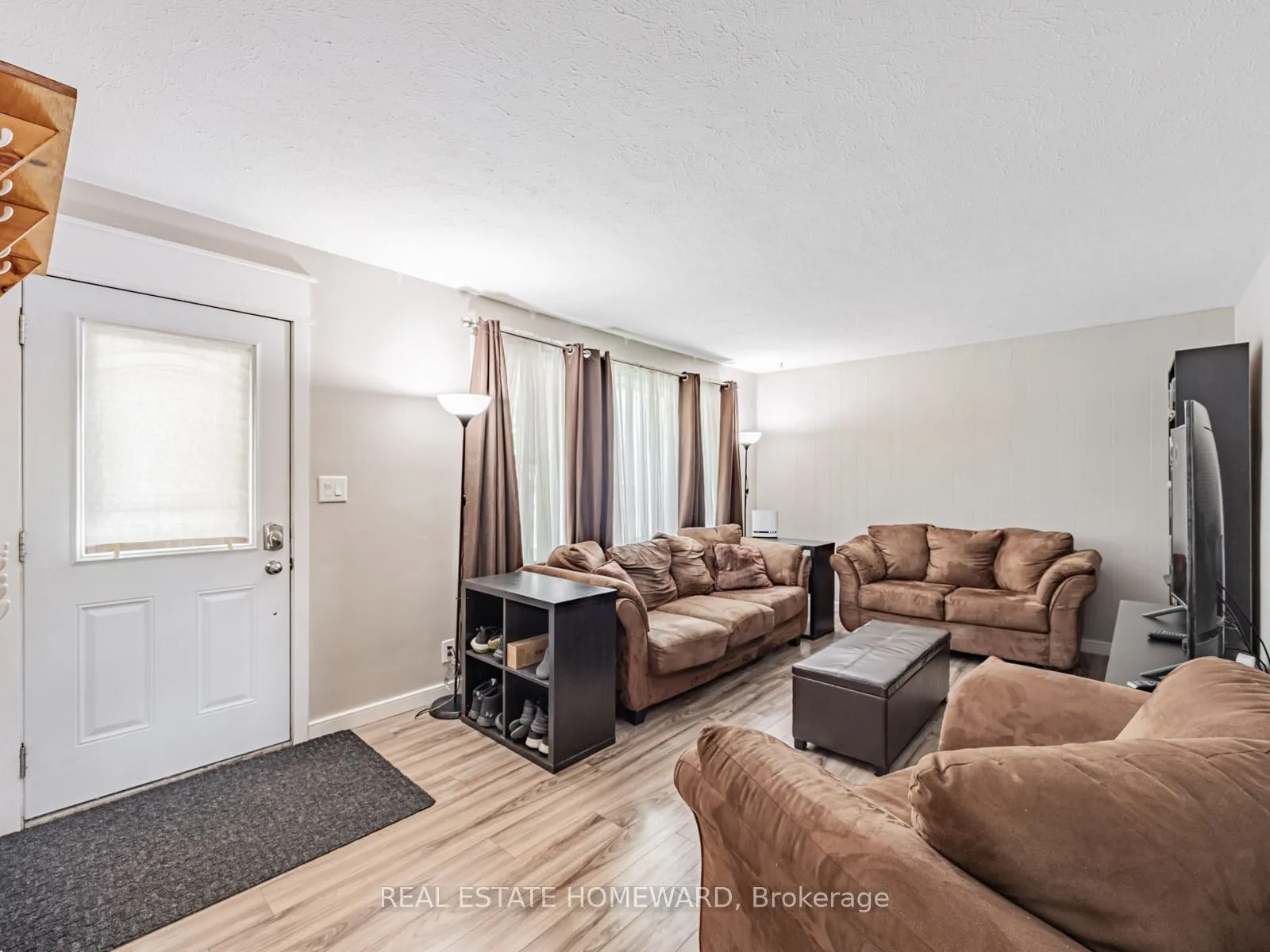793 Eastglen Drive