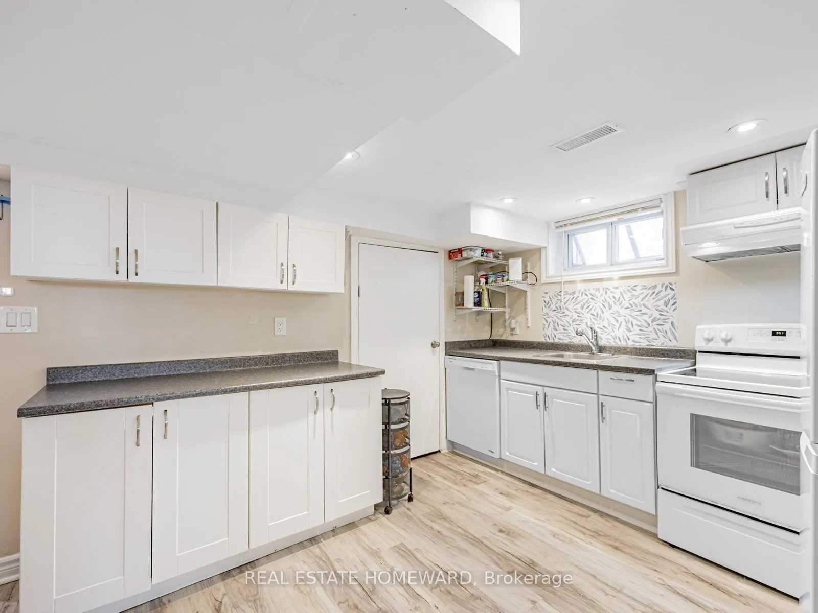 793 Eastglen Drive
