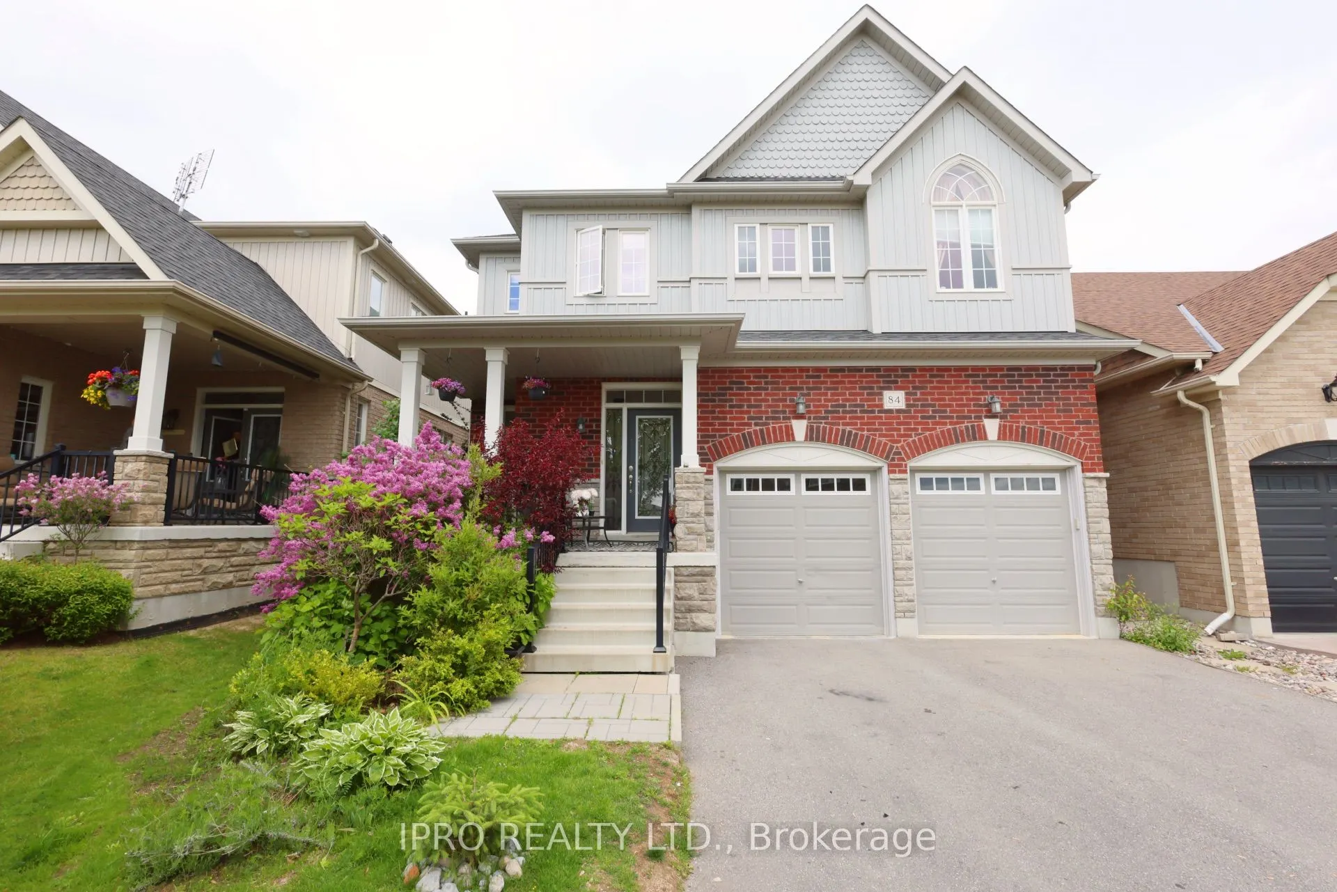 84 Courtney Street