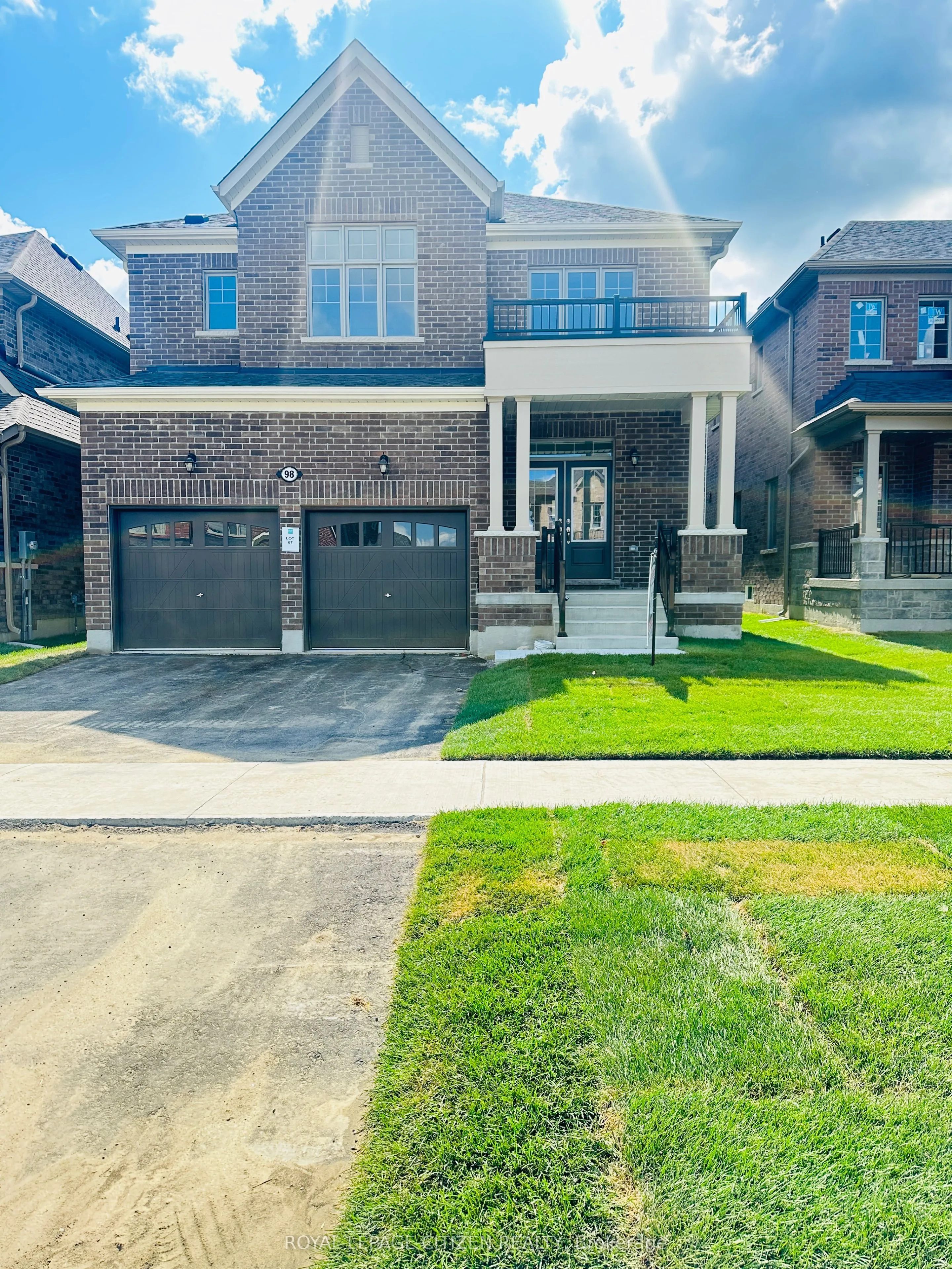 98 North Garden Boulevard W