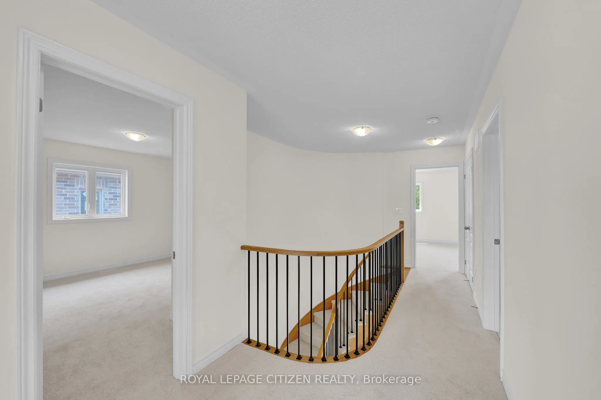 98 North Garden Boulevard W