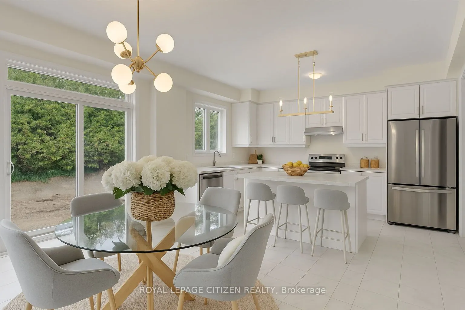 98 North Garden Boulevard W