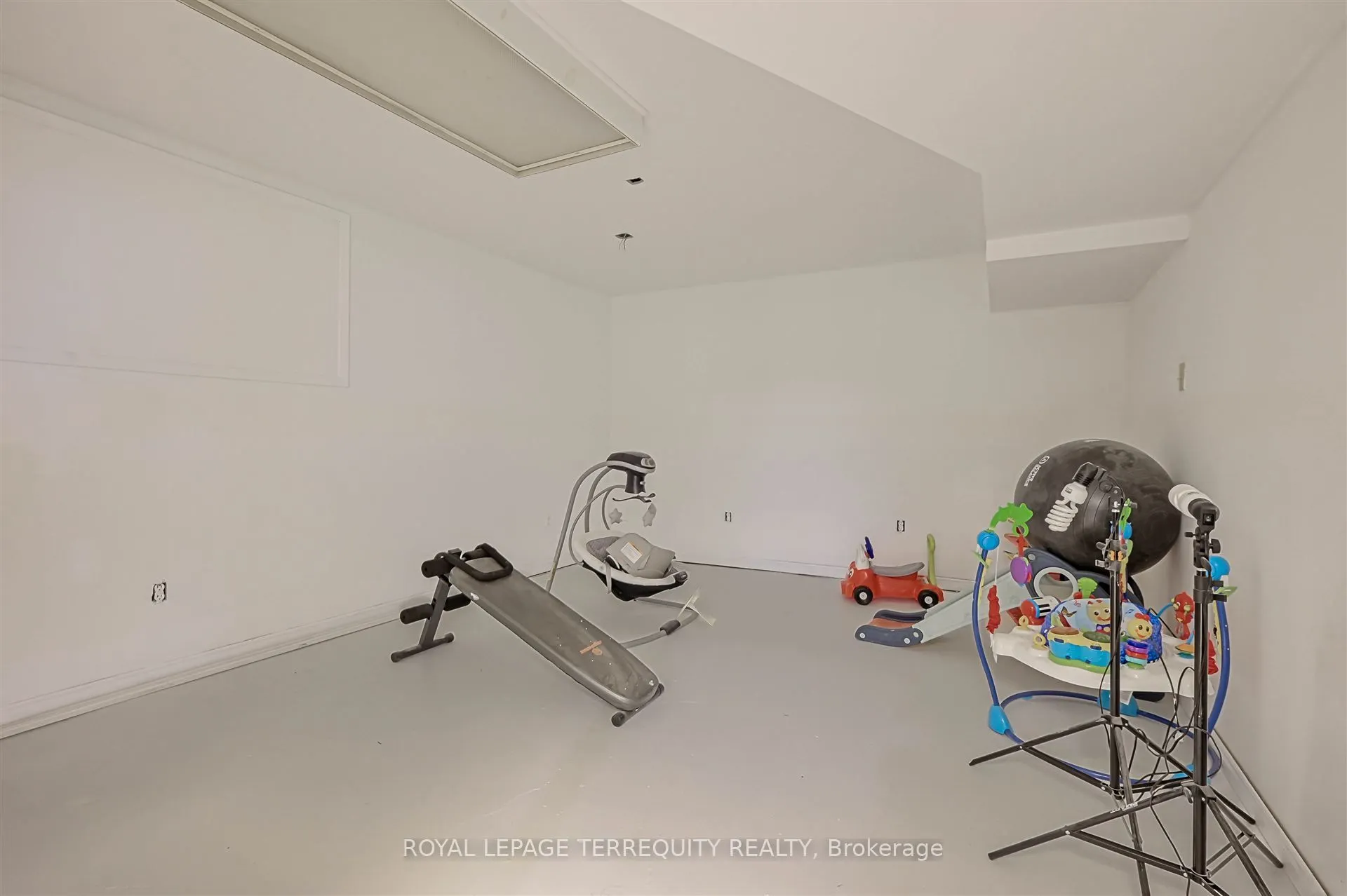 1170 Trillium Court